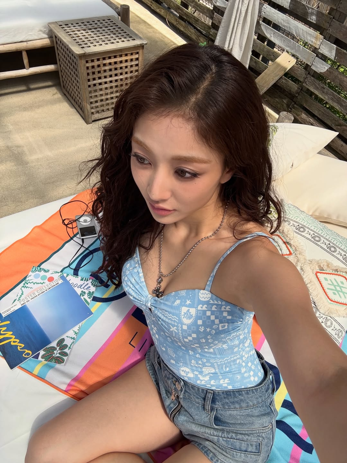 โมเมนต์ริมทะเลของคนดังกำลังนิยามเทรนด์ชุดว่ายน้ำฤดูร้อน