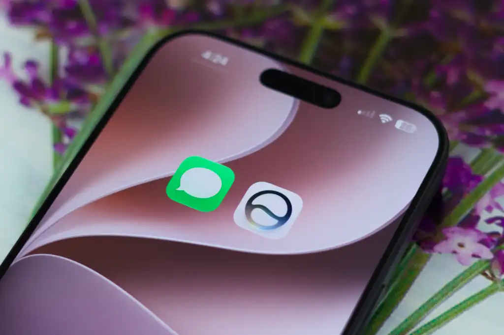 ตั้งค่า Siri AI ให้ตอบข้อความอัตโนมัติและใช้กับ CarPlay