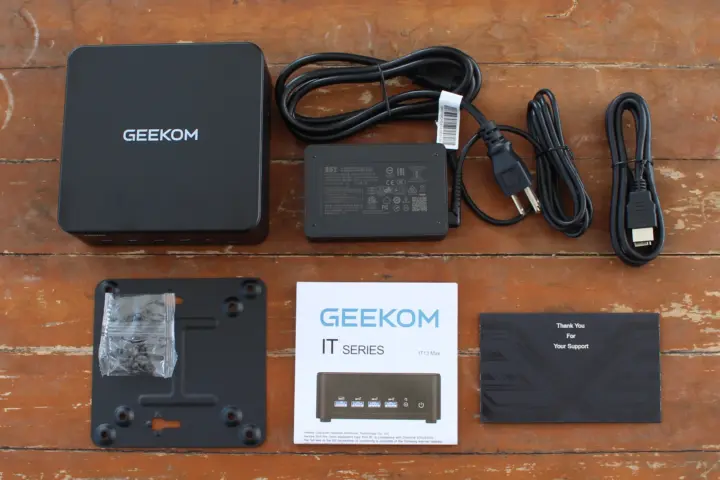 รีวิว GEEKOM IT13 Max มินิพีซี Core Ultra 9 สำหรับสายทำงานสร้างสรรค์