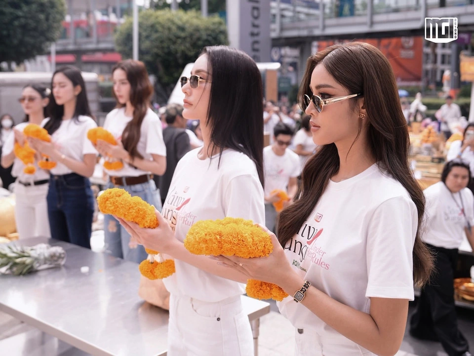 แฟนมีตอัพและรอบดูตอนแรก: เมื่อซีรีส์ BL กลายเป็นงานอีเวนต์เต็มรูปแบบ