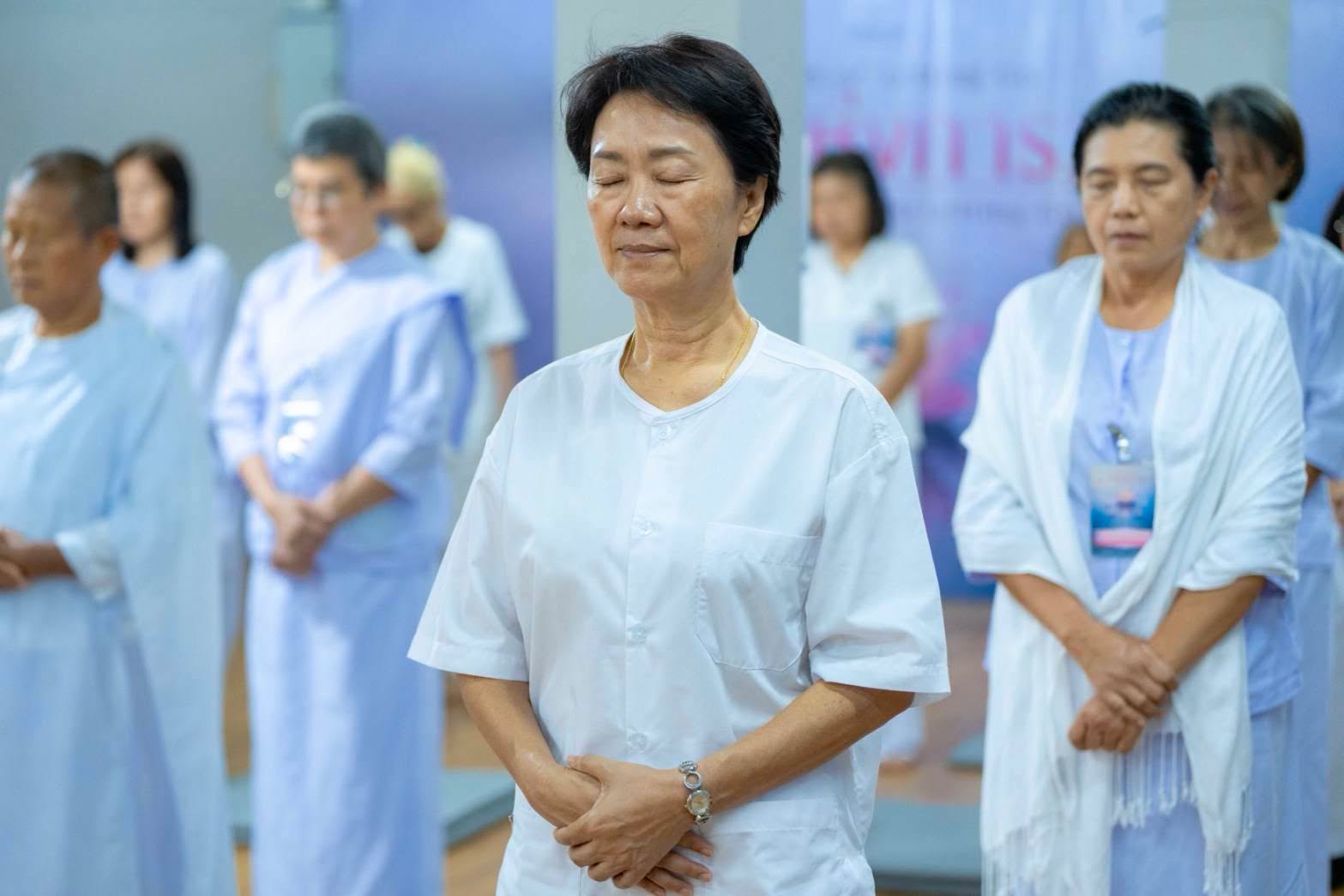 วิทยาศาสตร์ของการลดความเครียด: สมาธิ การฟัง และโลกดิจิทัล