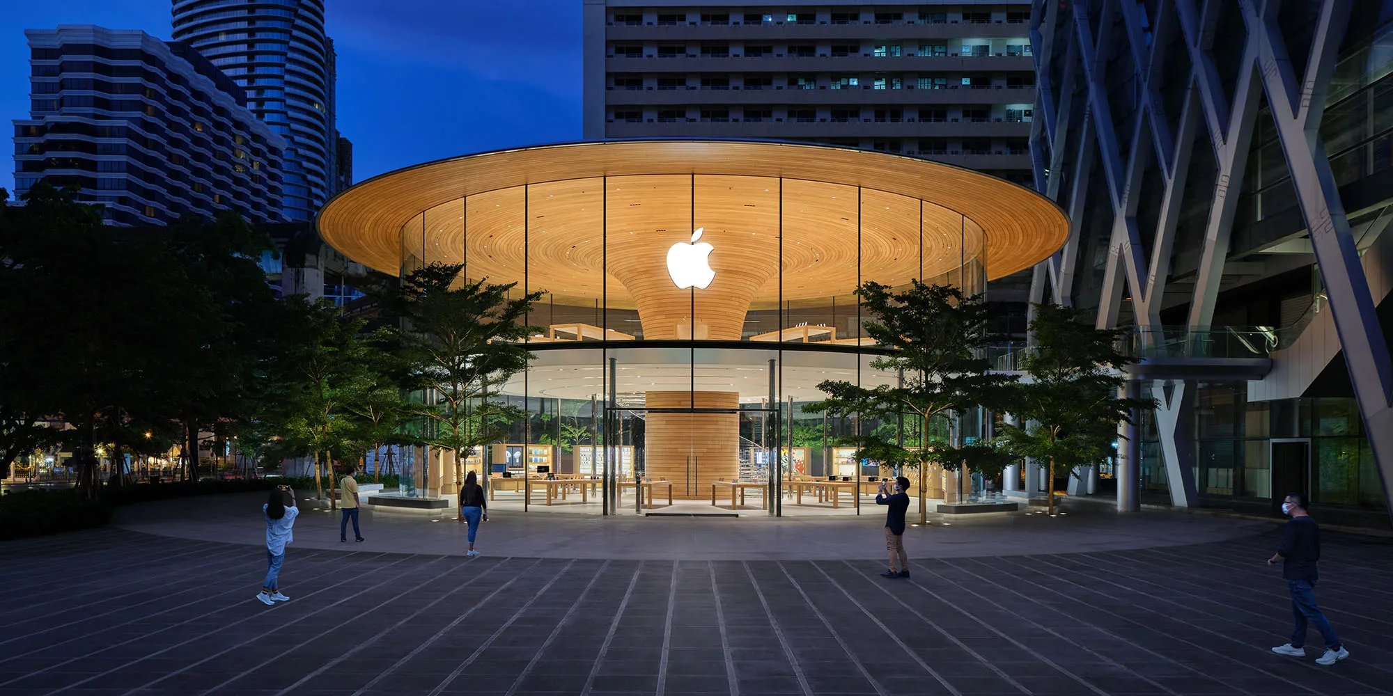 ราคา iPhone เพิ่มขึ้น ใครควรซื้อตอนนี้และใครควรรอ