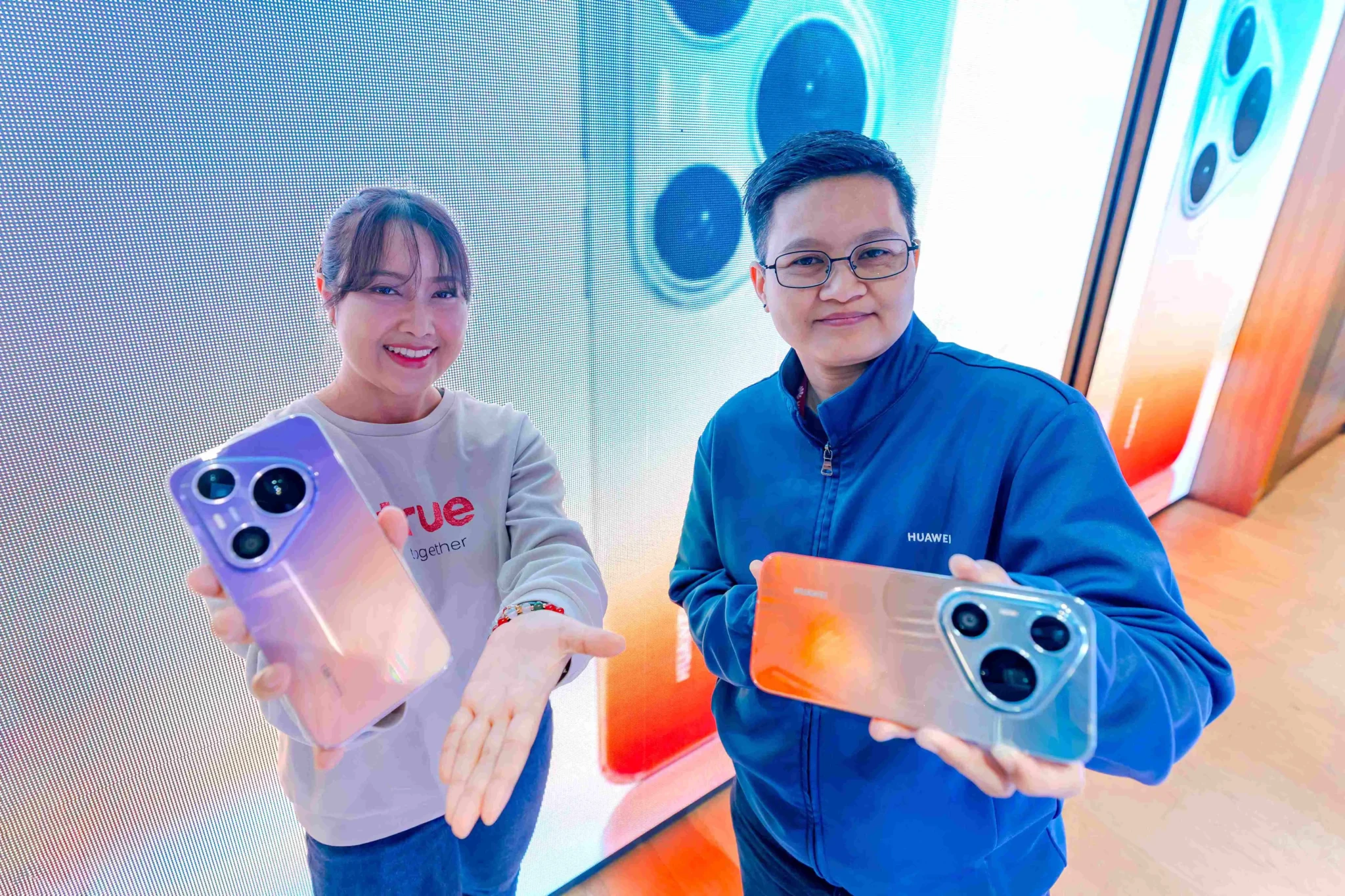 เปรียบเทียบโปร True 5G และ AIS สำหรับ HUAWEI Pura 90s Series