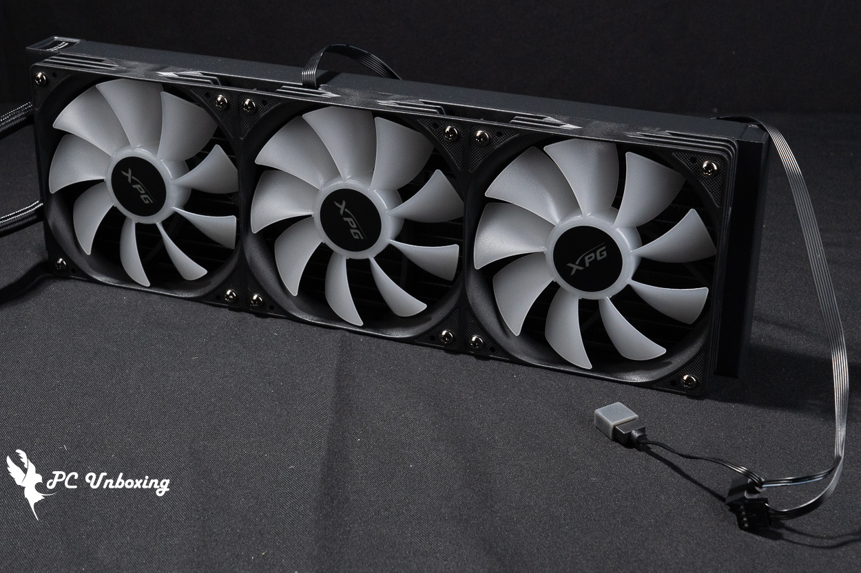 เทียบระบายความร้อนน้ำ AIO 360 มม. XPG TRITON II 360SE ปะทะ Cooler Master MasterLiquid Core LCD 6