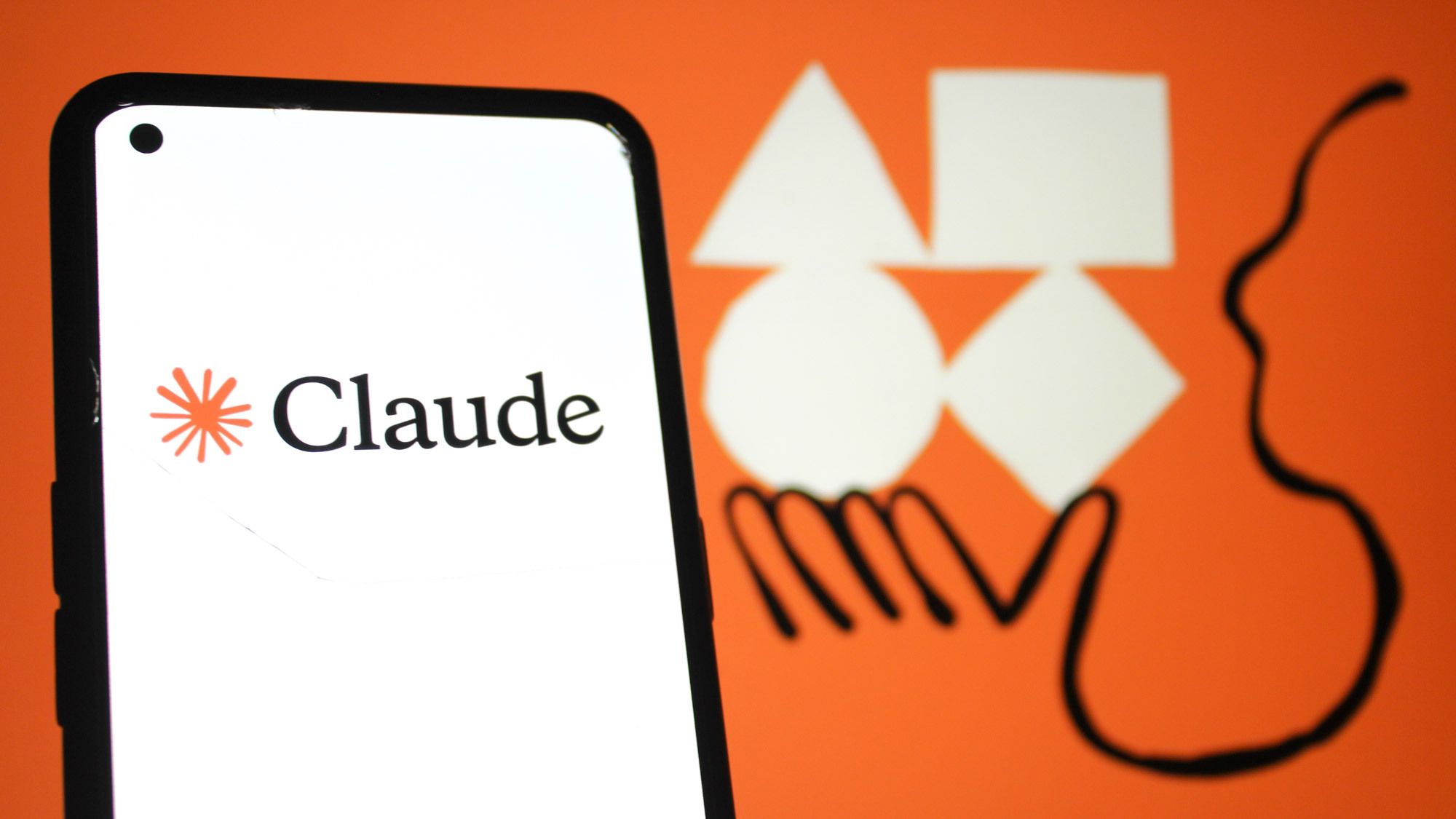 Claude AI automation พลิกงานอีเมล การตลาด และรีเสิร์ชให้ทีมทำงานไวขึ้น