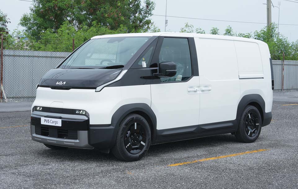 Kia PV5 Cargo รถตู้ไฟฟ้าเชิงพาณิชย์ที่เขย่าตลาดฟลีท