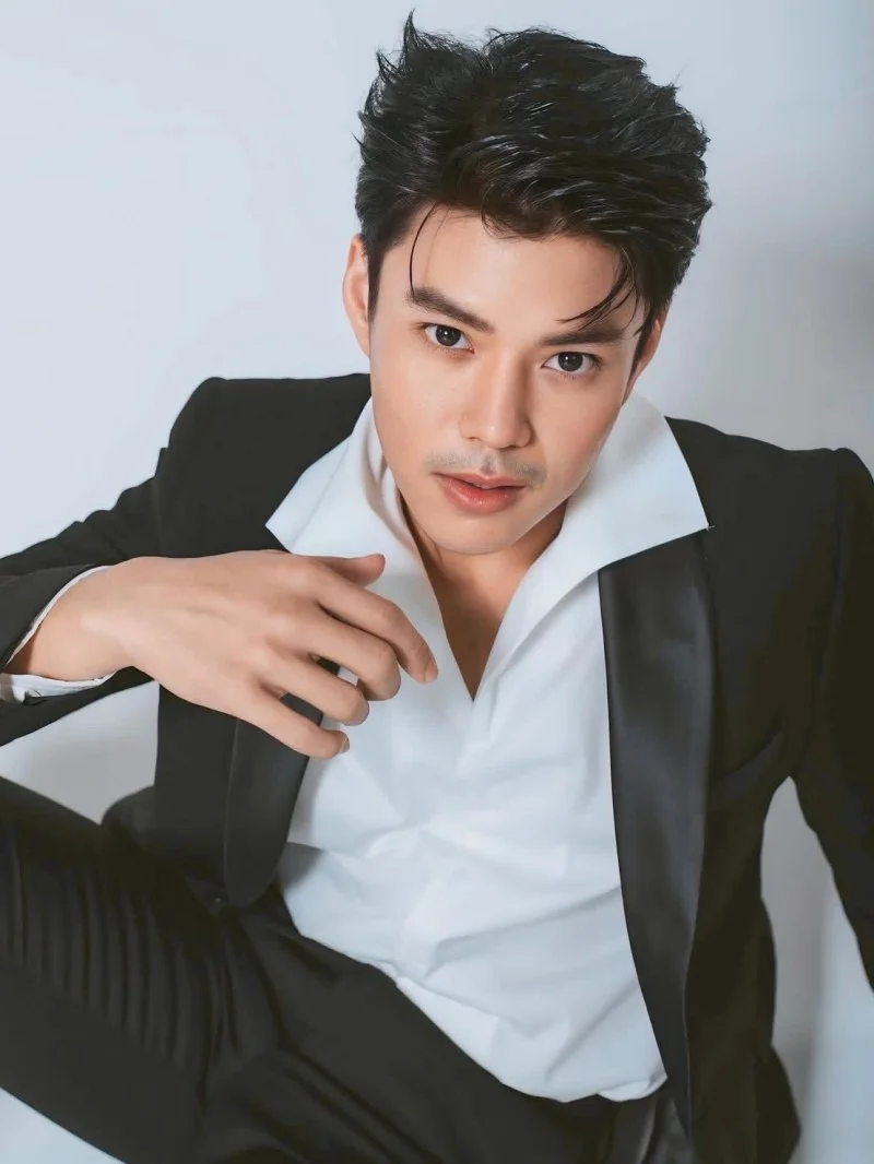 จากอ้อมกอดครอบครัวสู่ค่ายเพลง: ซิงเกิลแรกของศิลปินน้องใหม่เริ่มต้นอย่างไร