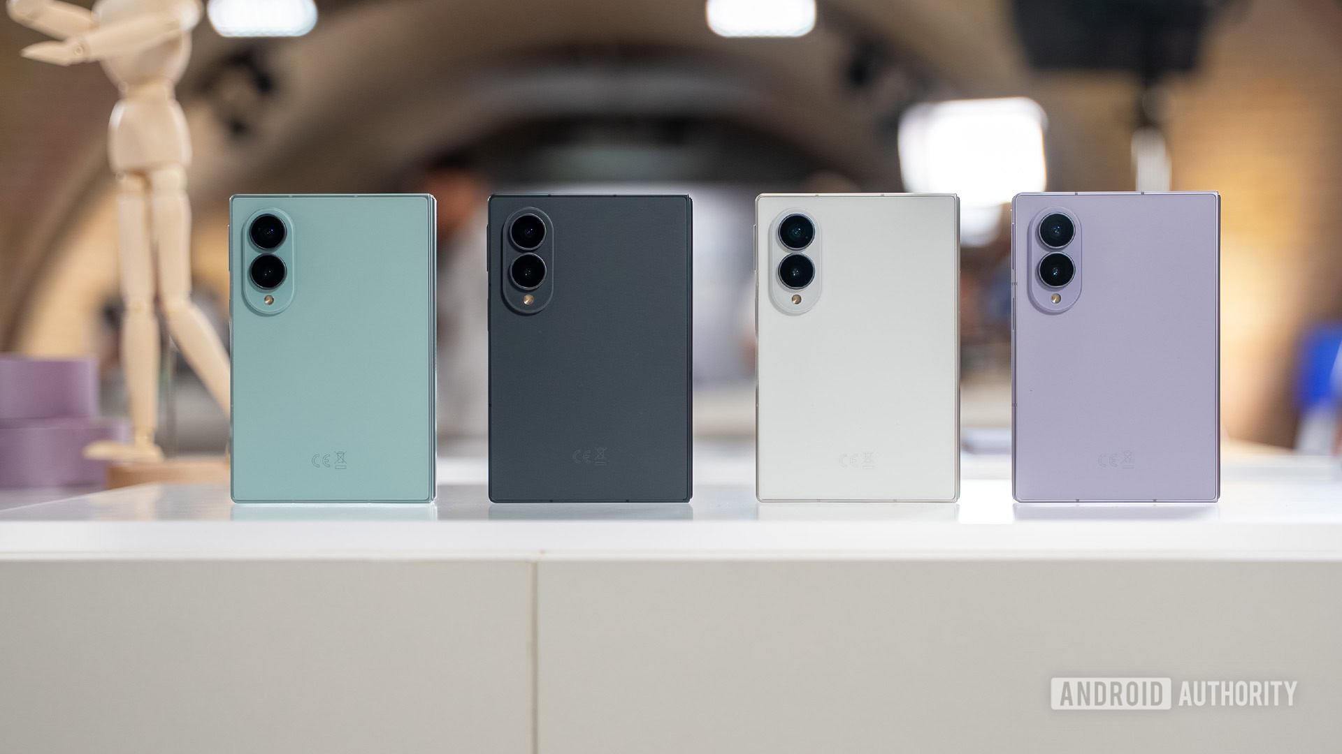 ทำไมปรัชญาดีไซน์โทรศัพท์พับจอของ Samsung ทำให้ iPhone Ultra เสียเปรียบตั้งแต่เริ่ม