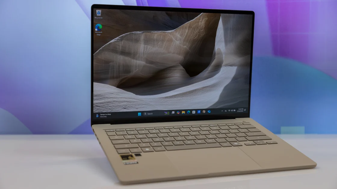 รีวิว Asus Zenbook A14 แล็ปท็อป Snapdragon แบตเตอรี่สุดอึด