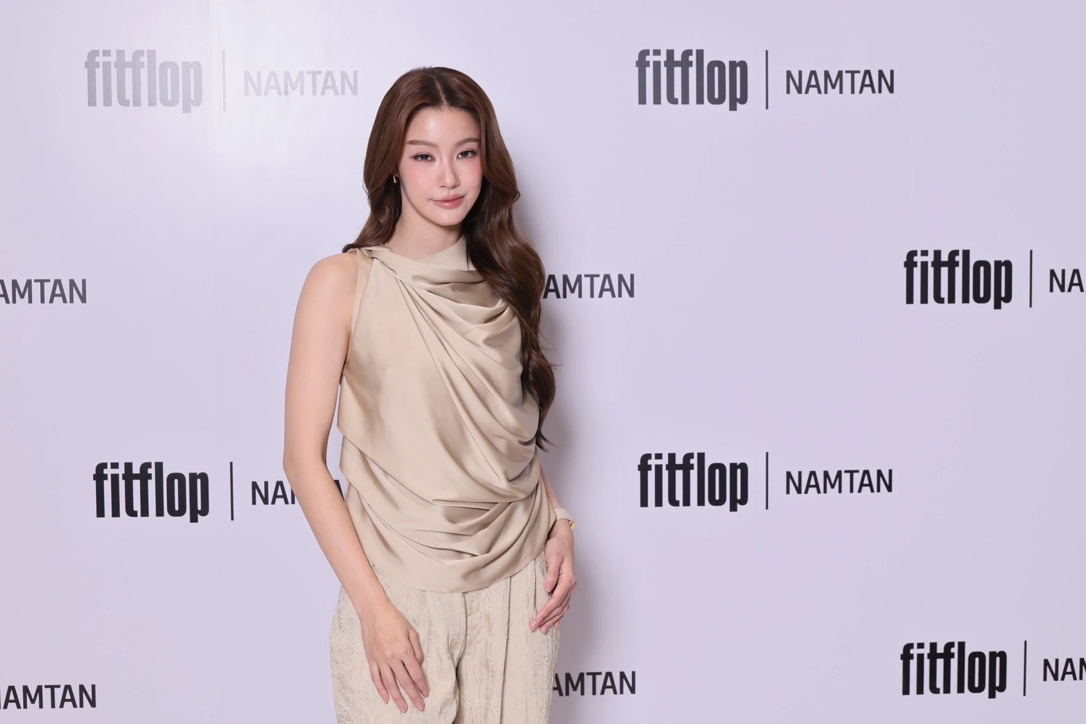 รองเท้าสบายแฟชั่นยุคใหม่ เมื่อ FitFlop ใช้เซเลบริตี้พลิกเกมฤดูหนาว