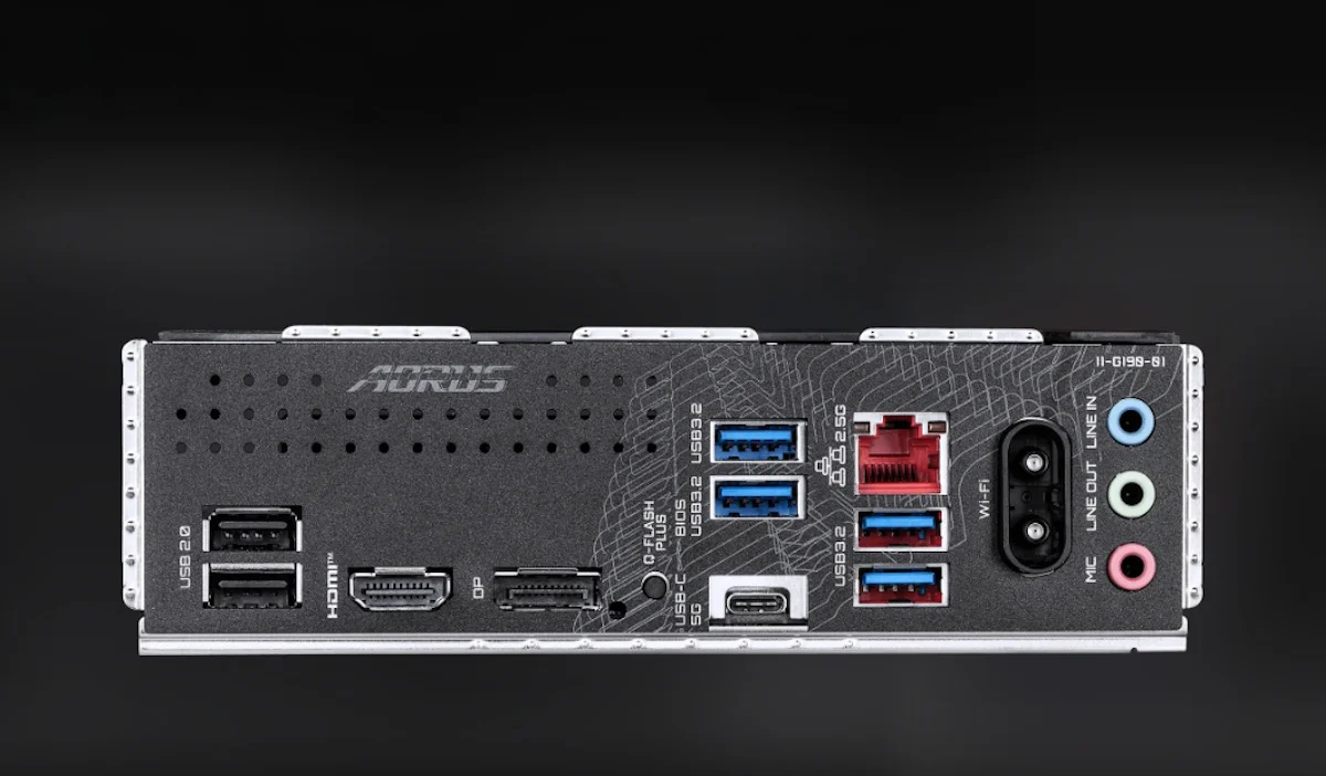 GIGABYTE B550 X ชุบชีวิต AM4 ให้คุ้มสำหรับสายอัปเกรด
