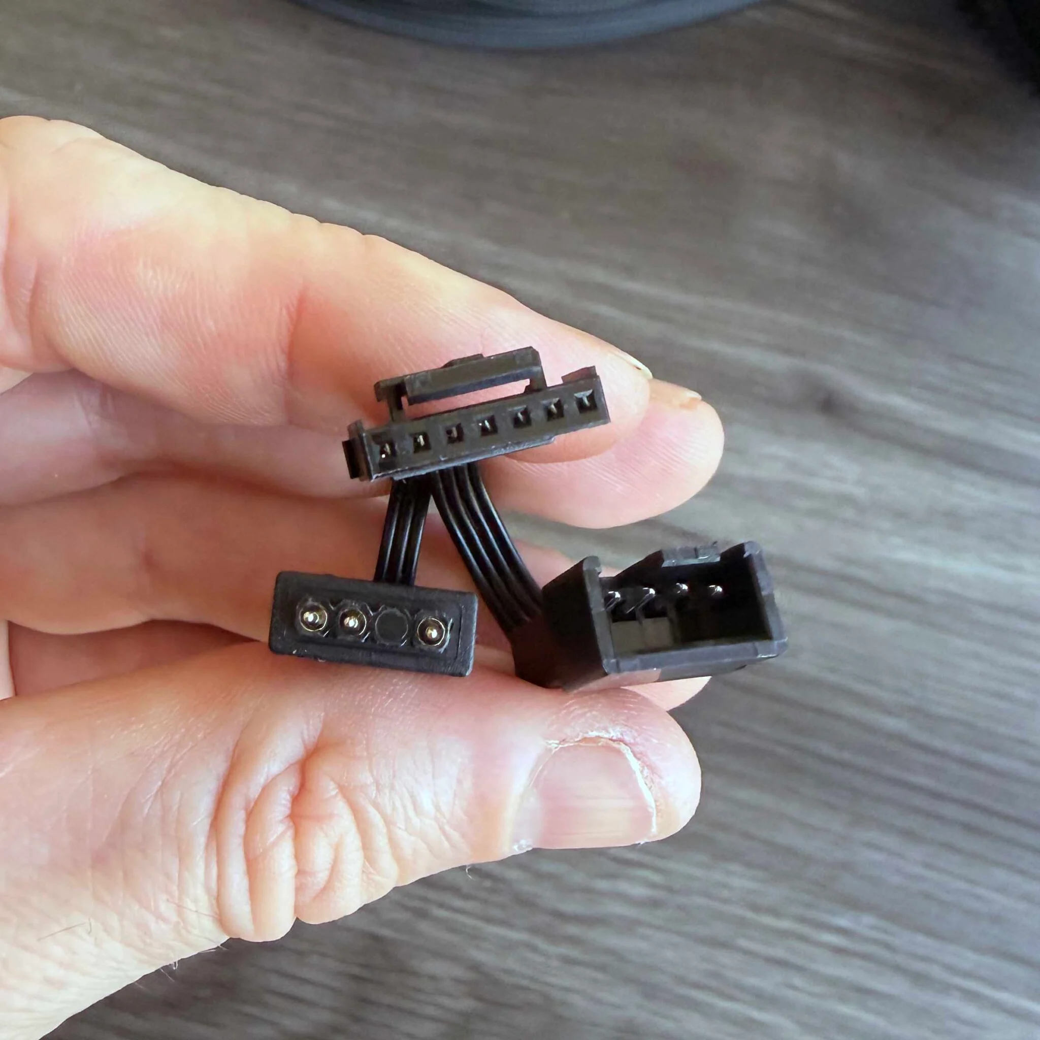 เปรียบเทียบ be quiet! Light Loop IO LCD 360 vs DeepCool AK620 G2 สำหรับเกมมิ่งระดับสูง