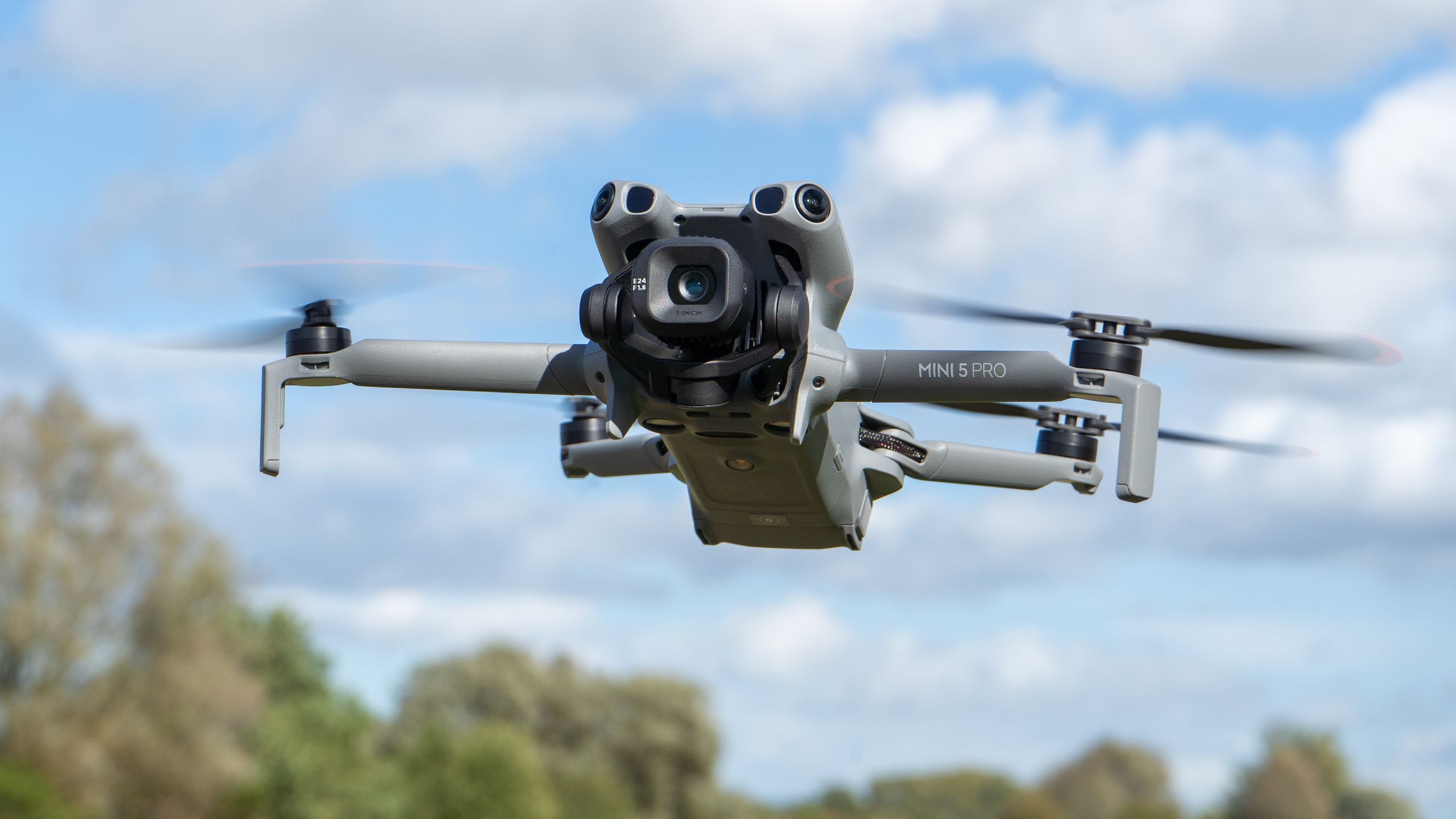 FCC LiDAR ban: เมื่อข้อกำหนดใหม่อาจทำให้โดรนยอดนิยมกลายเป็นของต้องห้าม
