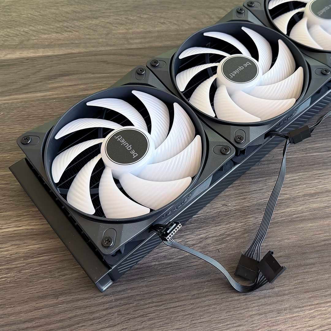 เปรียบเทียบชุดระบายความร้อนพรีเมียม: AIO LCD vs ฮีตซิงก์จอดิจิทัล