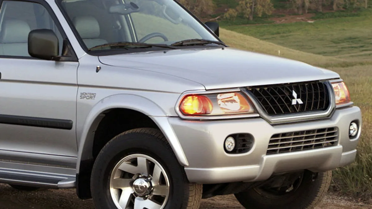 ครอบครัว Mitsubishi Pajero บุกตลาดคอมแพค SUV ท้าชน CX-5 และ RAV4