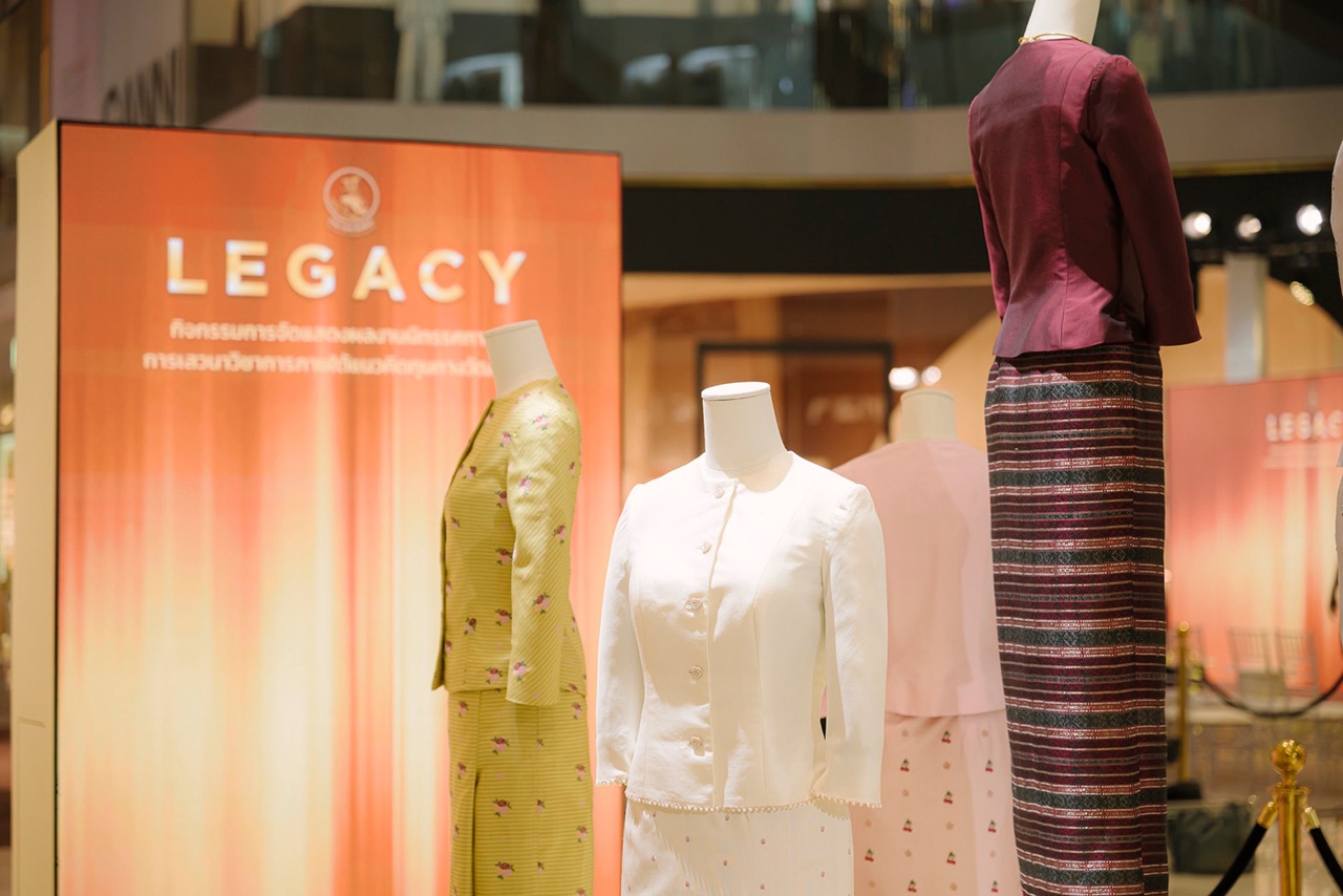 ผ้าไทยร่วมสมัยในห้าง: เมื่อมรดกหัตถศิลป์กลายเป็นแฟชั่นชีวิตประจำวัน