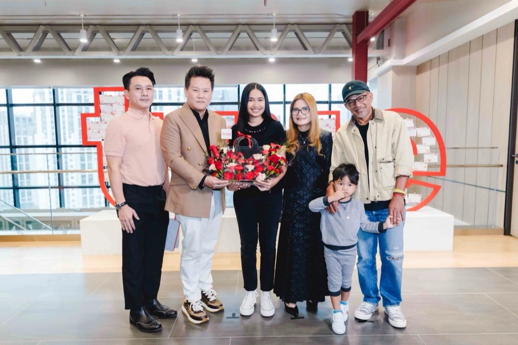 เส้นทางร็อกสตาร์เยาวชน เนเน่ รอยัล AGT บนเวทีโลก