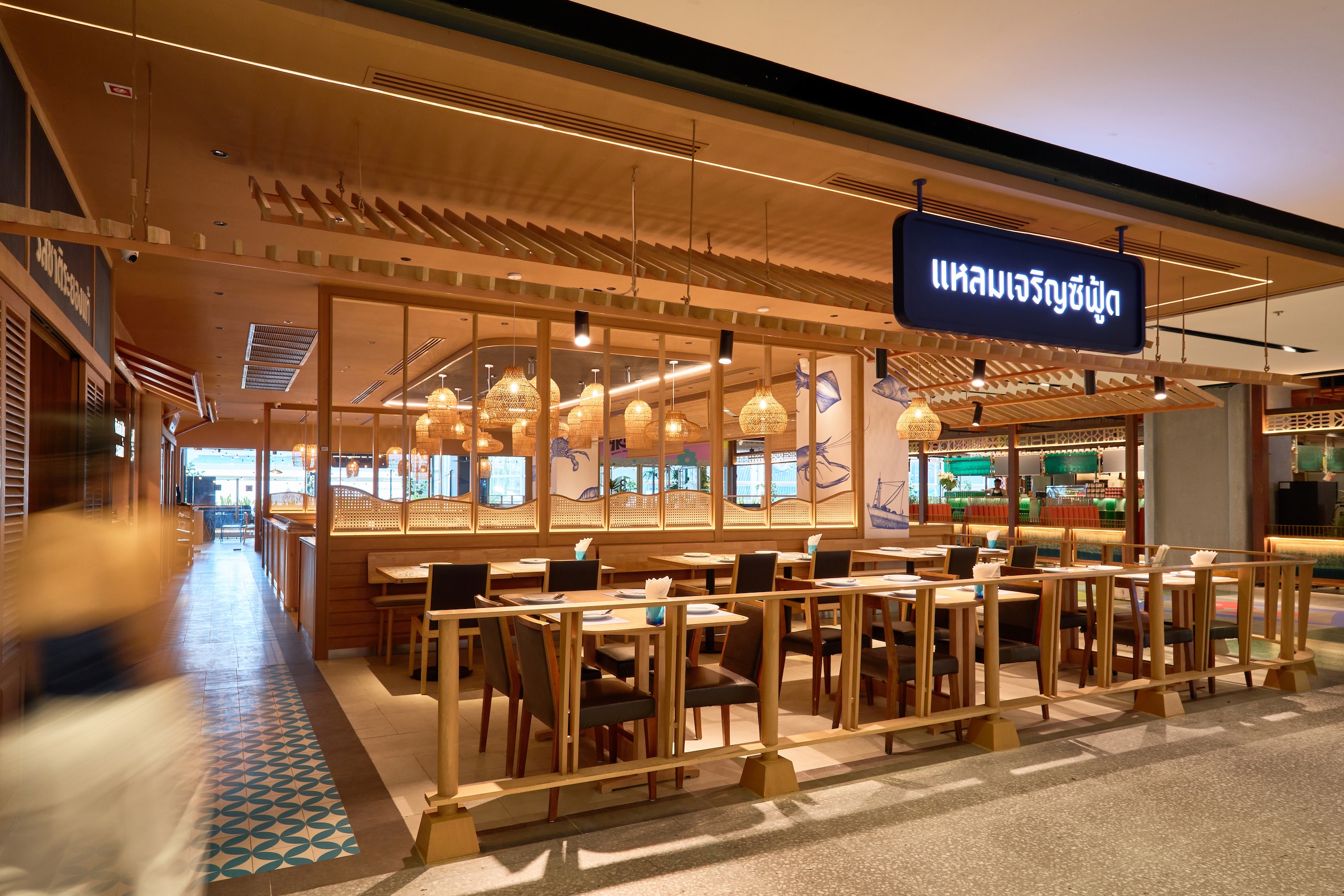 แฟล็กชิพสโตร์ร้านอาหาร: จากสาขาเชนสู่แลนด์มาร์กปลายทางใหม่