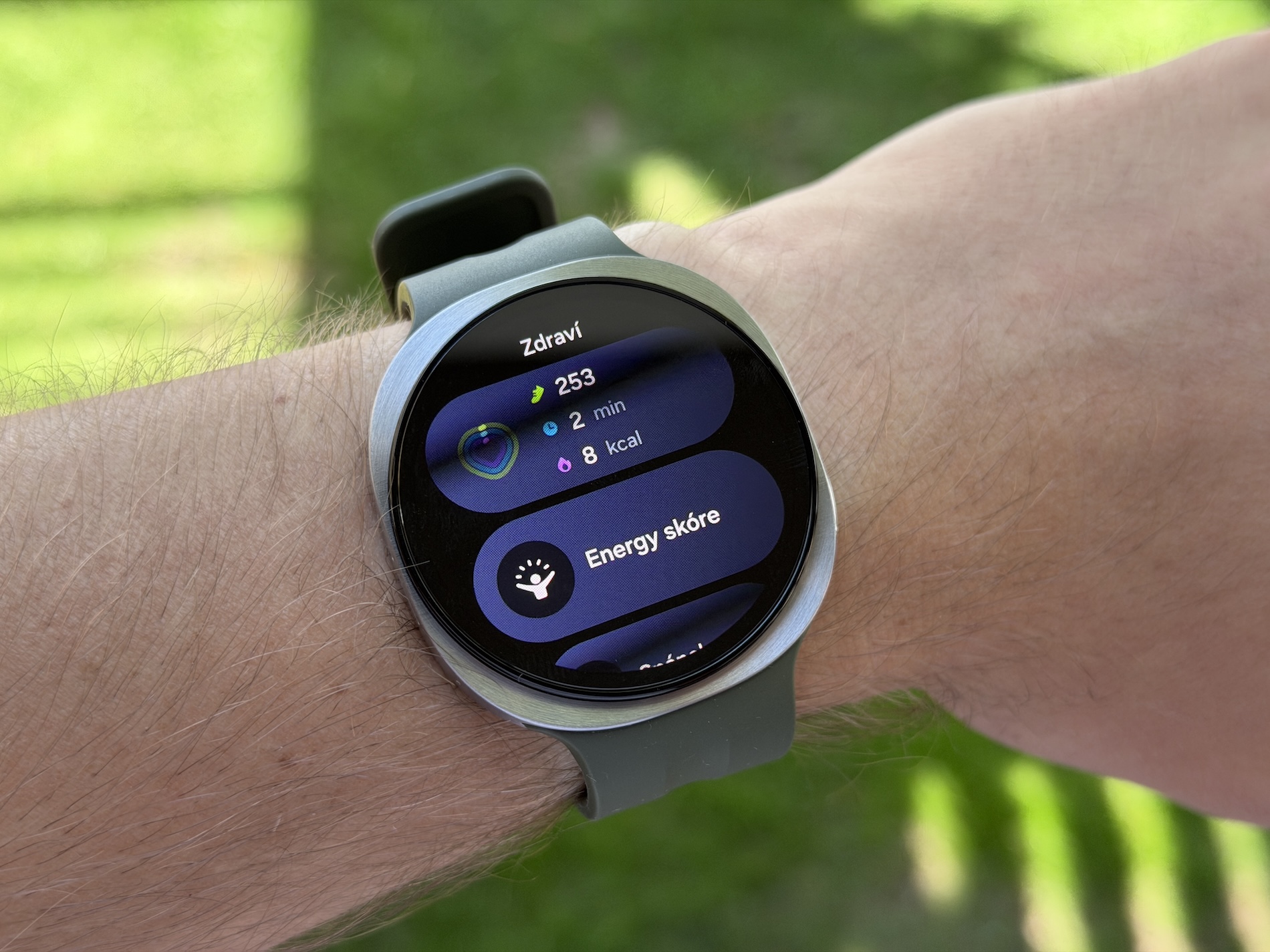 Galaxy Watch9 และ Ultra2 โอเวอร์ฮีตตอนชาร์จ: สัญญาเรื่องชาร์จเร็วที่เริ่มสั่นคลอน