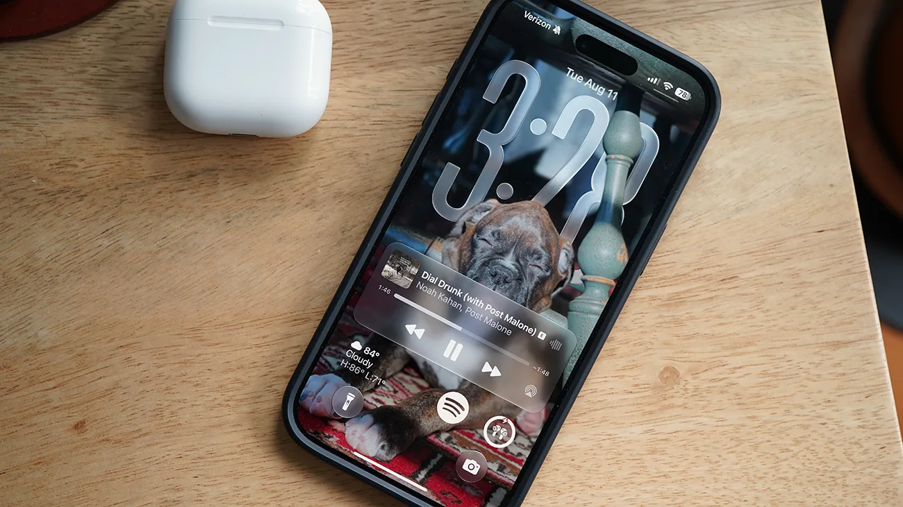 คุมหน้าจอล็อก iOS 27 แบบละเอียด ปรับนาฬิกา วอลเปเปอร์ AI และวิดเจ็ต