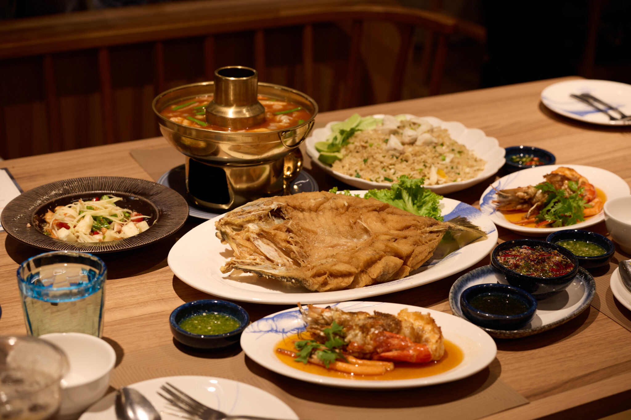 แหลมเจริญซีฟู้ดกับร้านอาหารแนวคิดที่พาตัวตนระยองคืนสู่เมือง