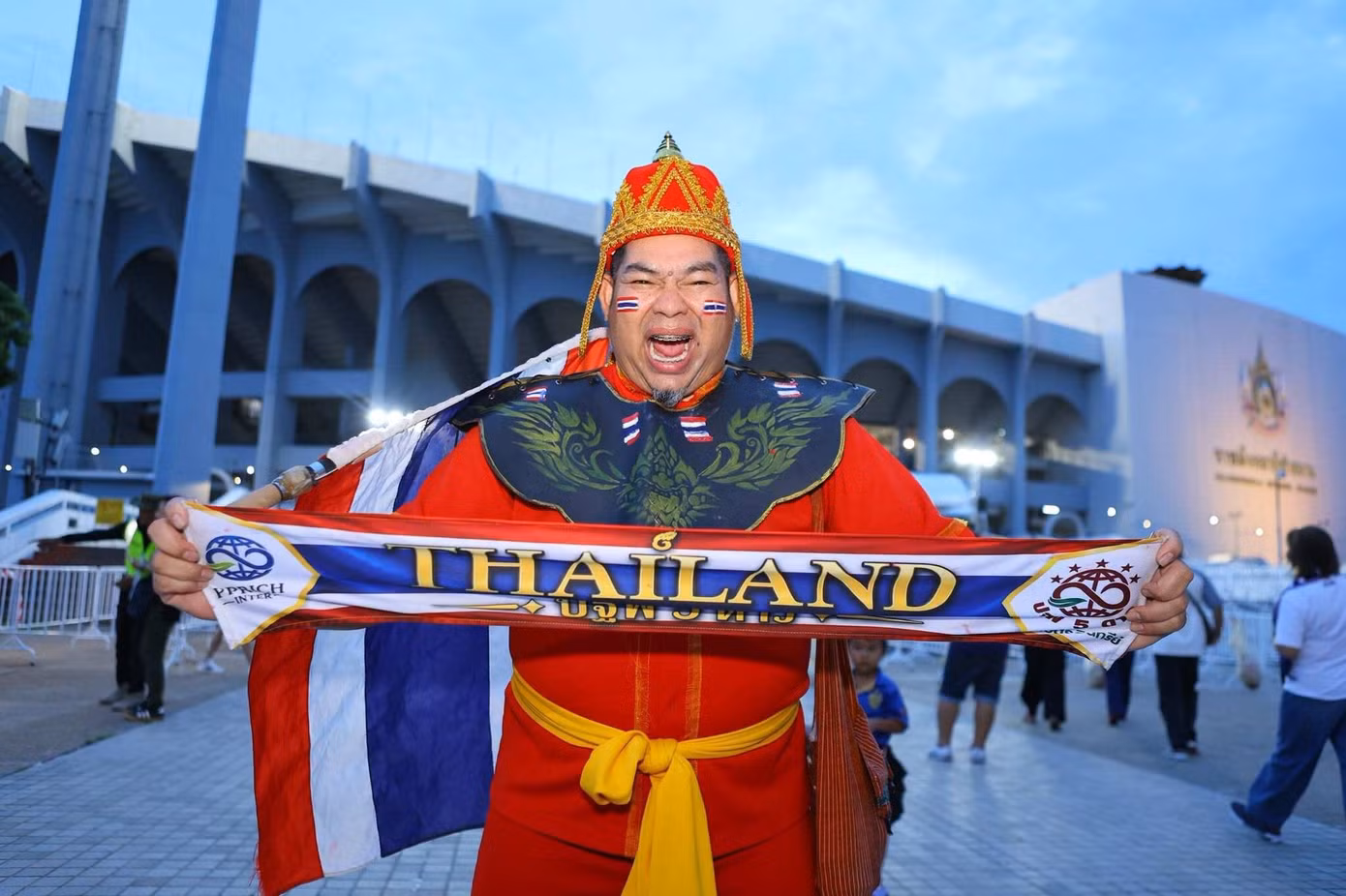 ลดราคาตั๋วฟุตบอลอาเซียนคัพ 100 บาท สะท้อนอะไรในใจแฟนบอล