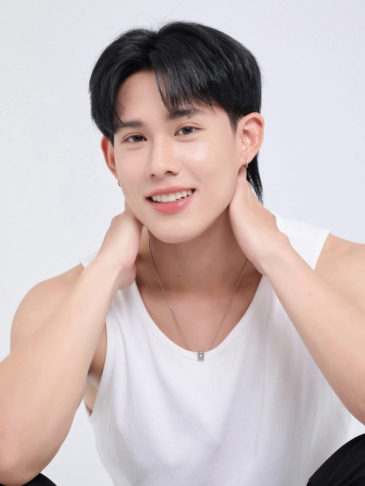 จากหน้าใหม่สู่ออร่าจับ: 5 ดาวเด่นที่กำลังเขย่าวงการละคร