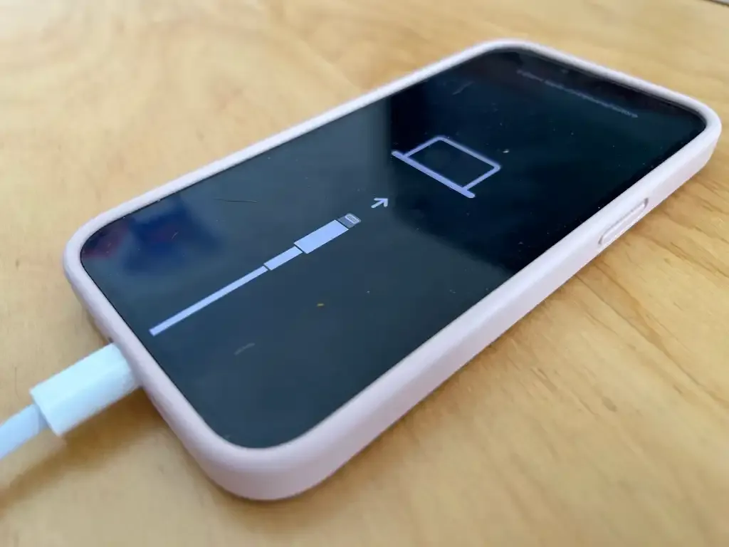 iPhone ค้างหรือไม่ตอบสนอง? คู่มือ 3 ขั้นตอนกู้เครื่องแบบไม่ตื่นตระหนก