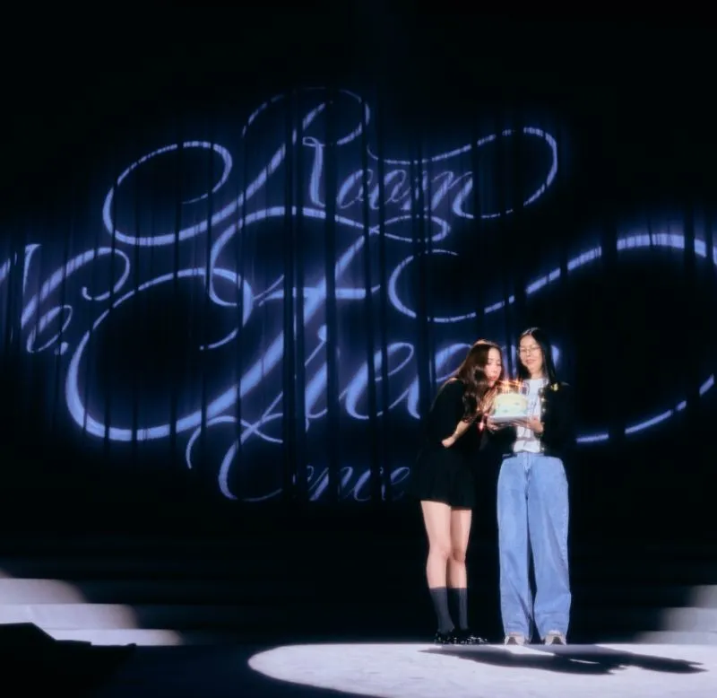 Room No. Freen Concert เมื่อคนดูได้เข้าไปอยู่ในหัวใจของฟรีน สโรชา