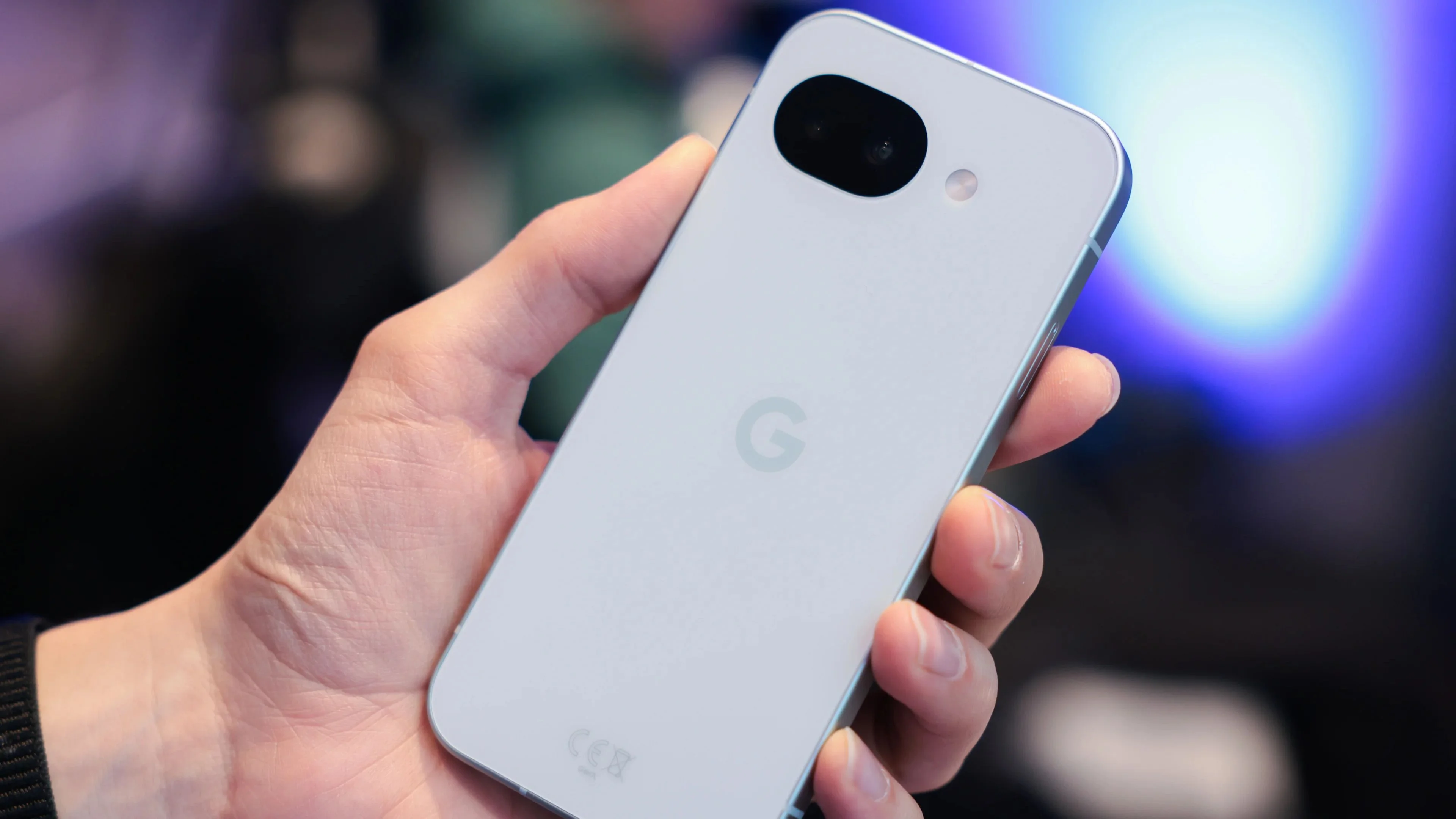 ราคา Pixel 10a ลด แตะจุดต่ำสุดก่อน Pixel 11 ควรซื้อเลยไหม