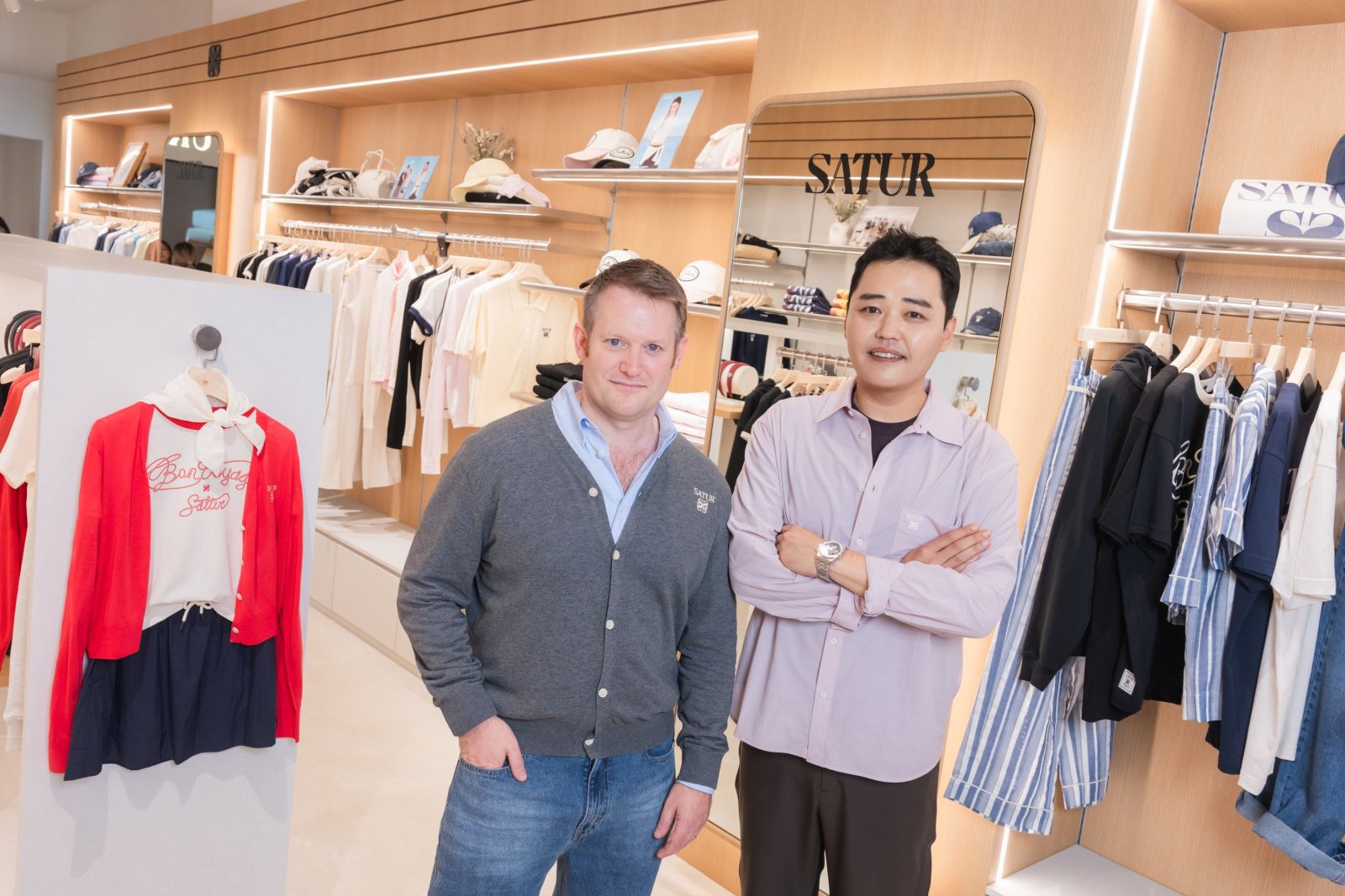 แฟล็กชิป SATUR เปลี่ยนเกม K-Fashion ในเอเชียตะวันออกเฉียงใต้