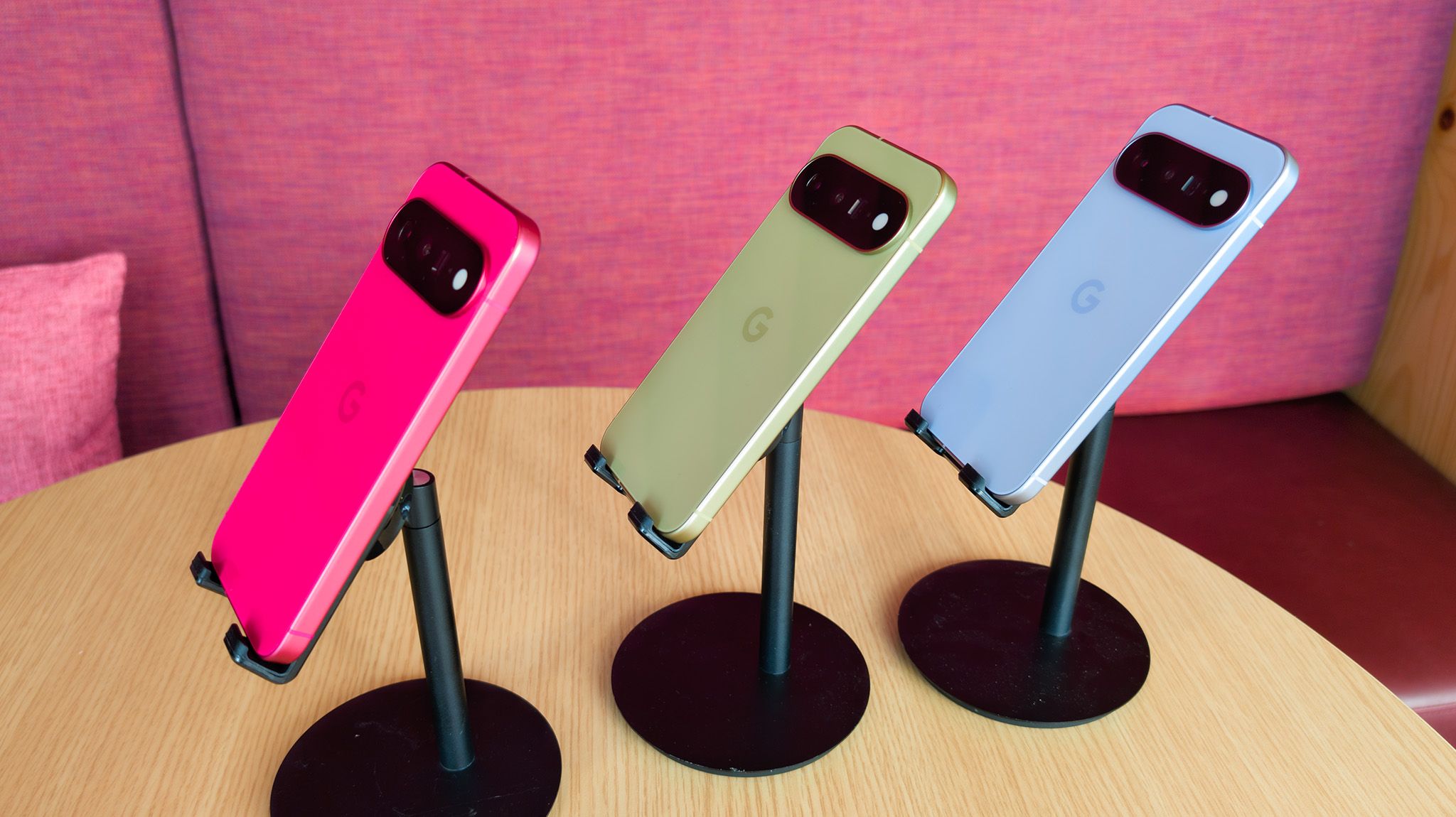 ราคา Pixel 11 ขยับขึ้น ควรขยับไปเล่นรุ่น Pro หรือไม่