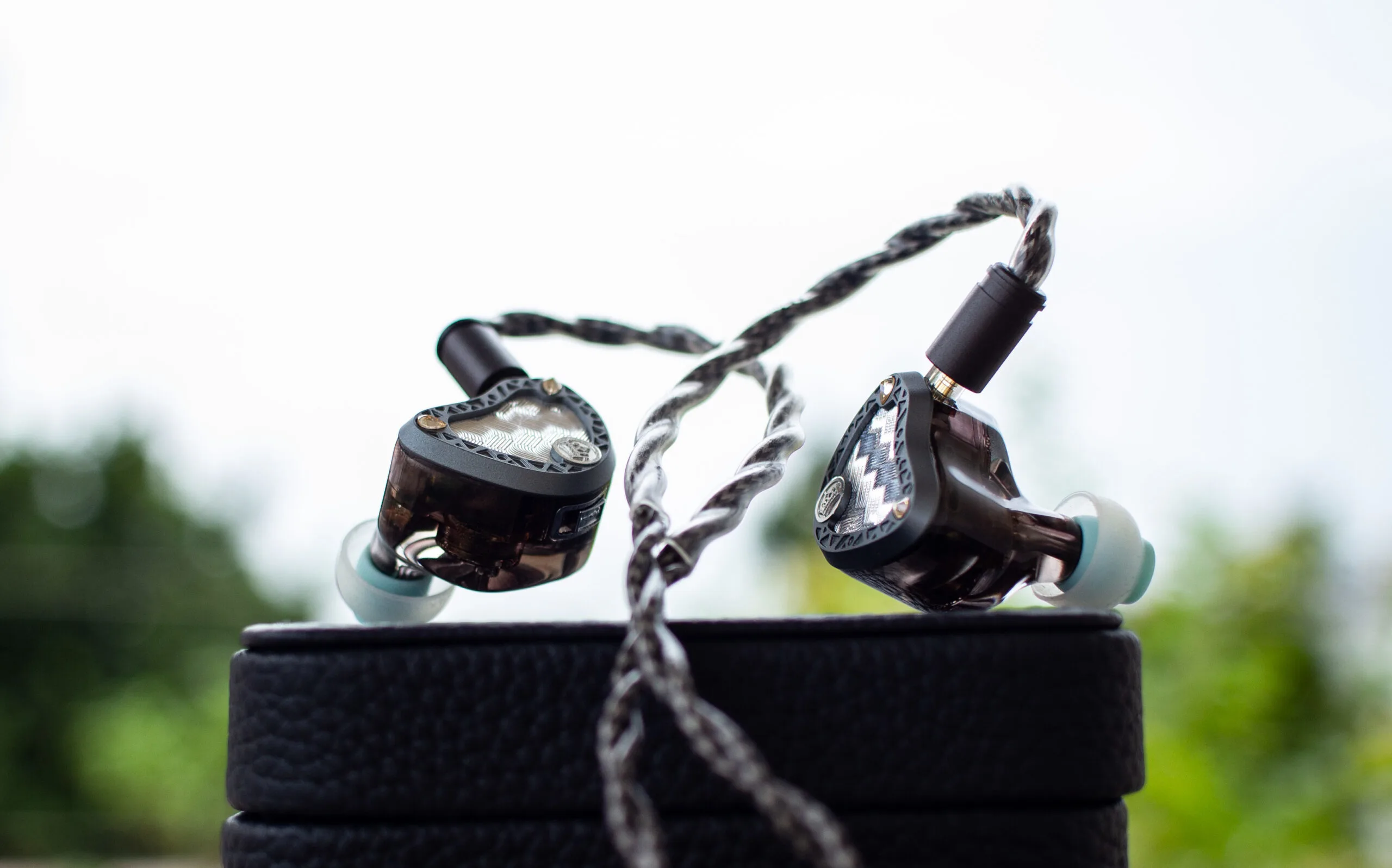 หูฟัง IEM ระดับไฮเอนด์: เปรียบเทียบเสียงจาก Kinera Frigg และ BGVP Wukong