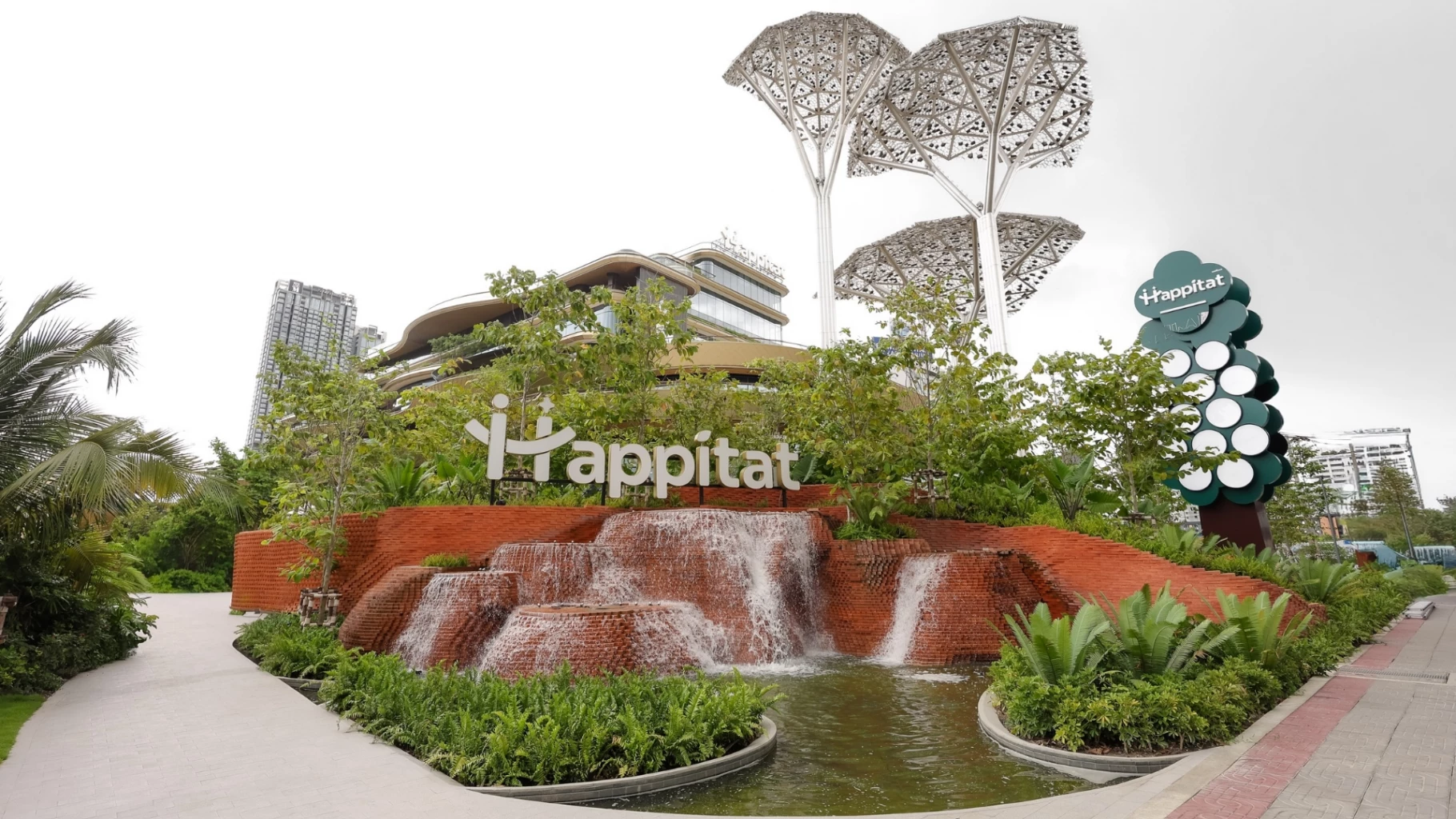Happitat และศูนย์การค้าเสมือนจริง: เมื่อการช้อปปิ้งกลายเป็นความบันเทิง Immersive
