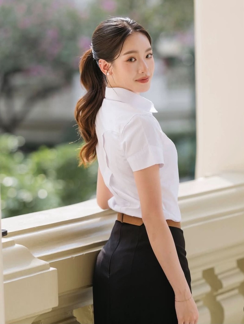 จากห้องบอร์ดสู่จอเงิน: เส้นทางทายาทนักธุรกิจสู่บทบาทนักแสดงสาวรุ่นใหม่