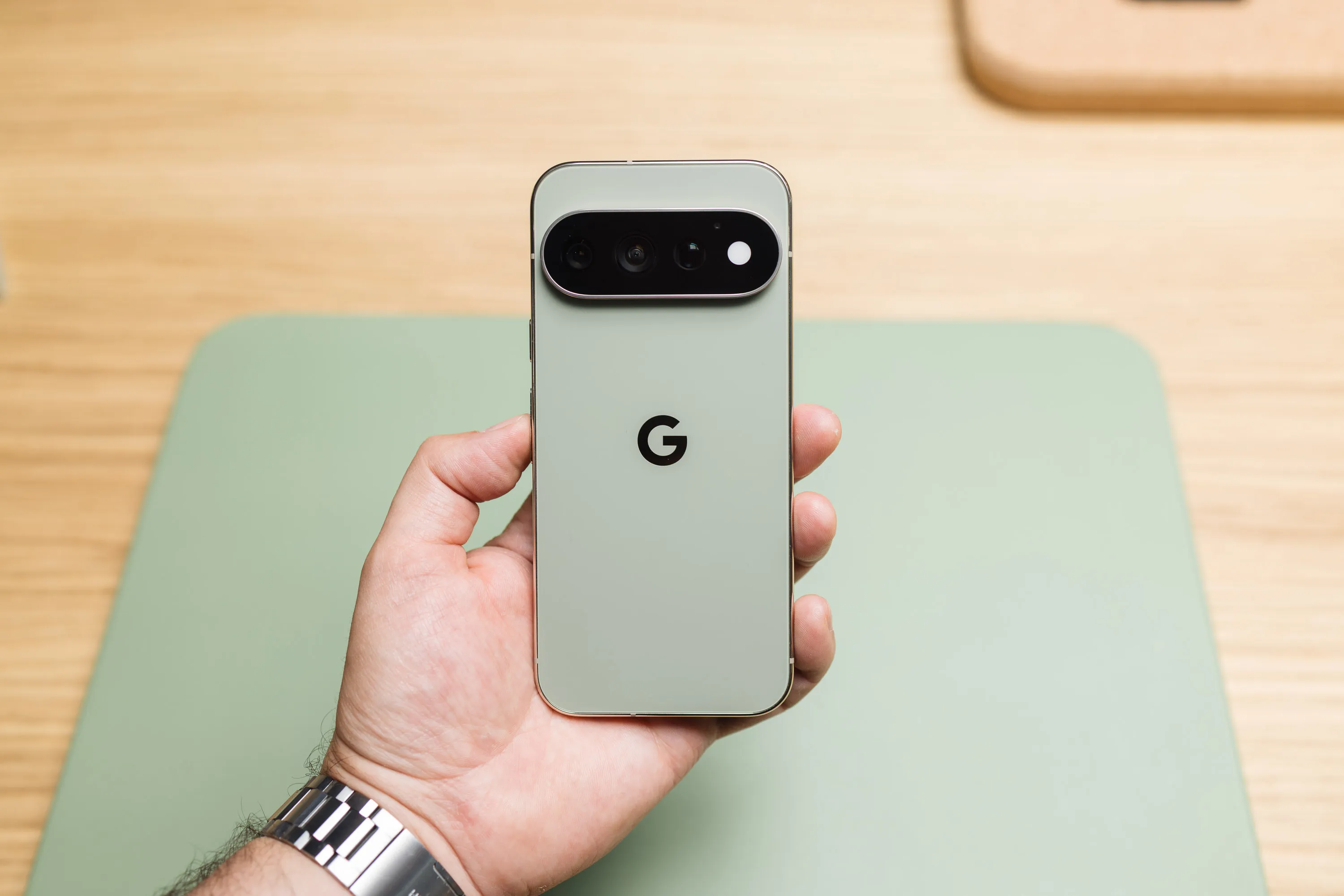 Pixel 11 Pro XL vs Galaxy S26 Ultra เลือก flagship phone ไหนดีสำหรับคุณ