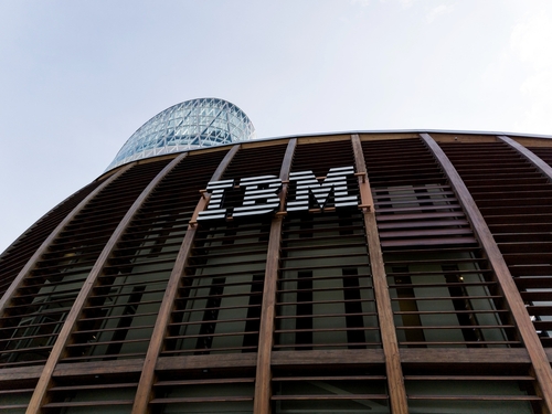 IBM OpenAI partnership พลิกเกม enterprise AI consulting