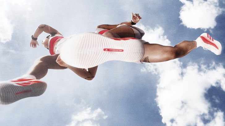 รองเท้าวิ่ง super-trainer ศึกโฟมและแผ่นคาร์บอนจาก New Balance, Adidas และ Altra