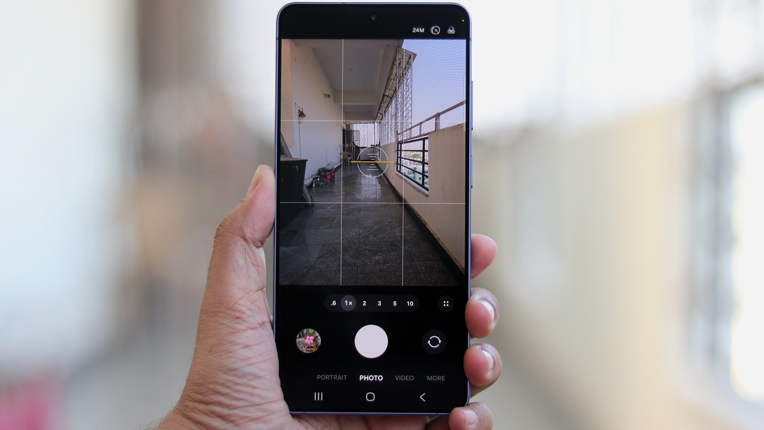 ทำไมมือถือ Galaxy ตั้งค่า 24MP แต่ได้รูป 12MP