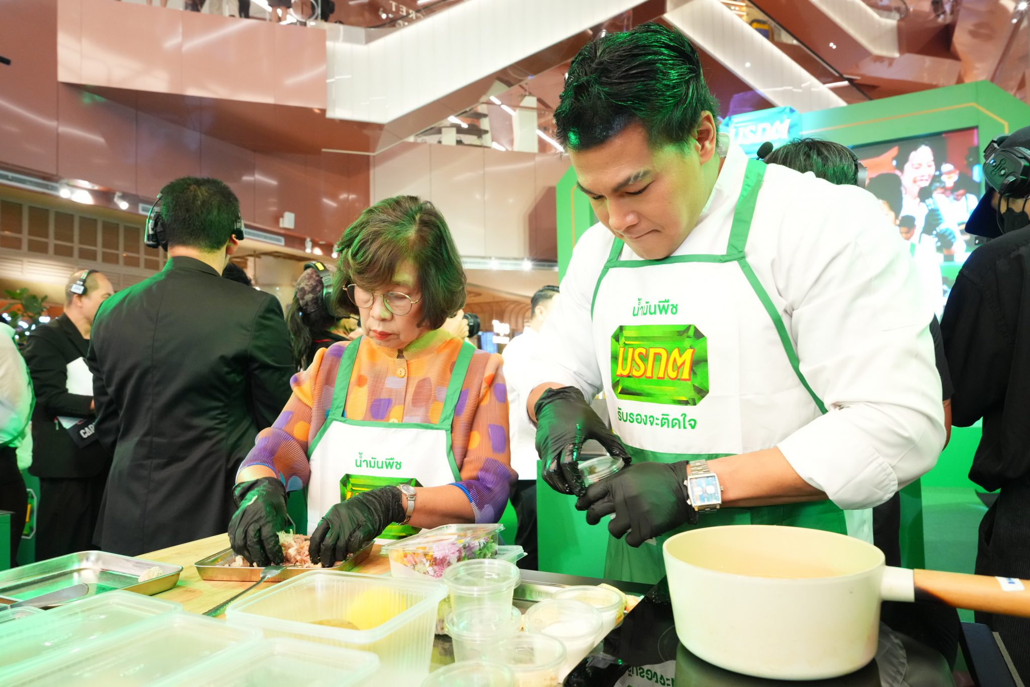 เชฟและแบรนด์ผนึกกำลังสร้างเมนูลิมิเต็ด เปลี่ยนโลกอาหาร