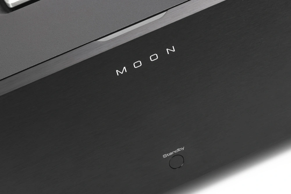 แอมพลิฟายเออร์อินทิเกรตระดับแฟลกชิพ: Arcam SA45 vs Raven Osprey vs Moon 761