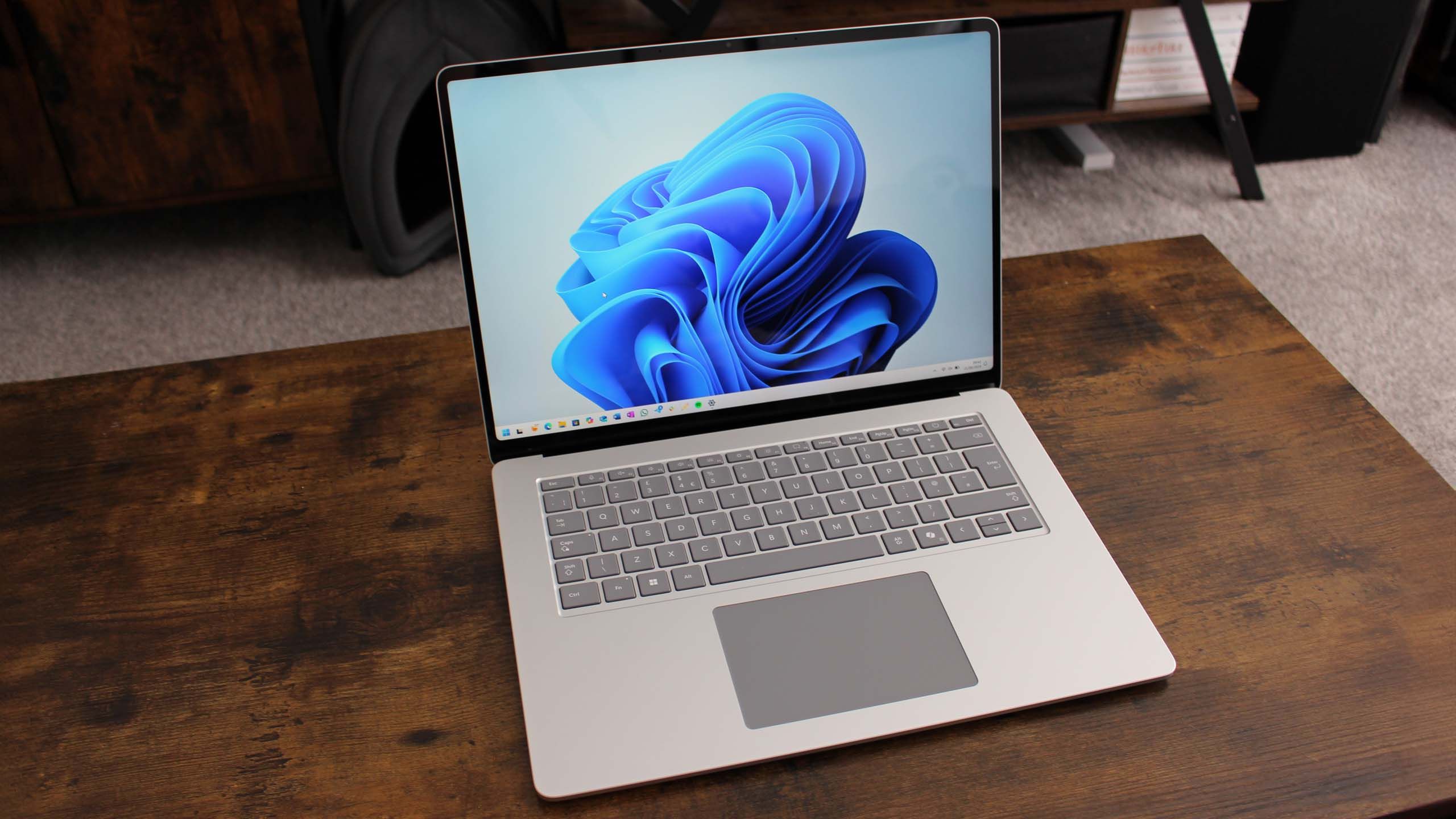 รวมดีล Snapdragon X Copilot+ PC ทางเลือกคุ้มค่าสำหรับโน้ตบุ๊กพรีเมียม