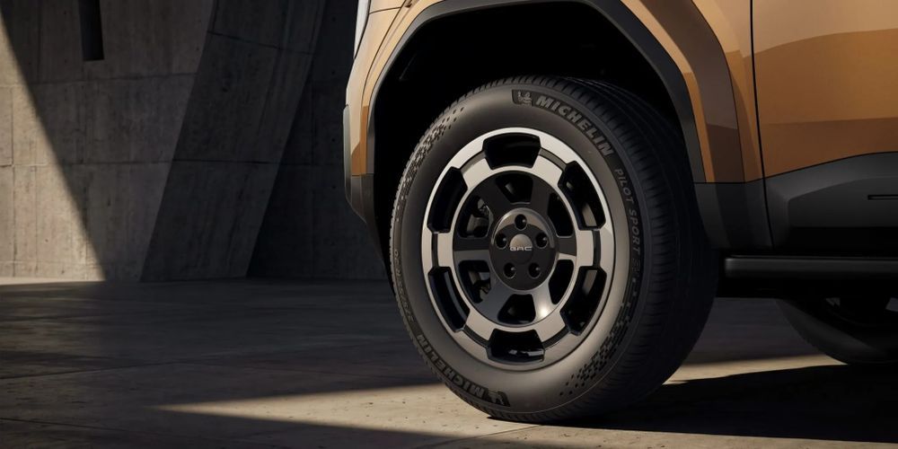 ปลั๊กอินไฮบริด SUV ทางเลือกระยะไกล GAC Yue 7 ปะทะ Nissan NX7