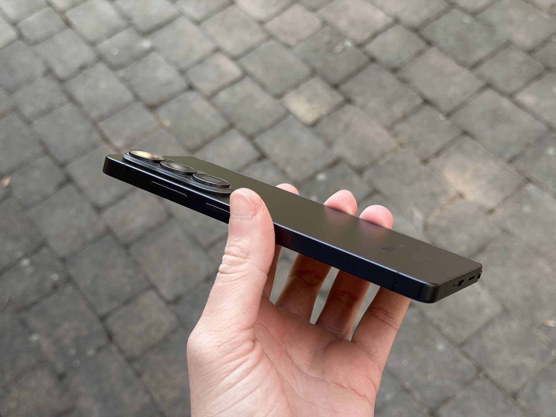 Galaxy S26 Ultra vs Pixel 11 Pro ศึกจอและกล้องของเรือธง Android
