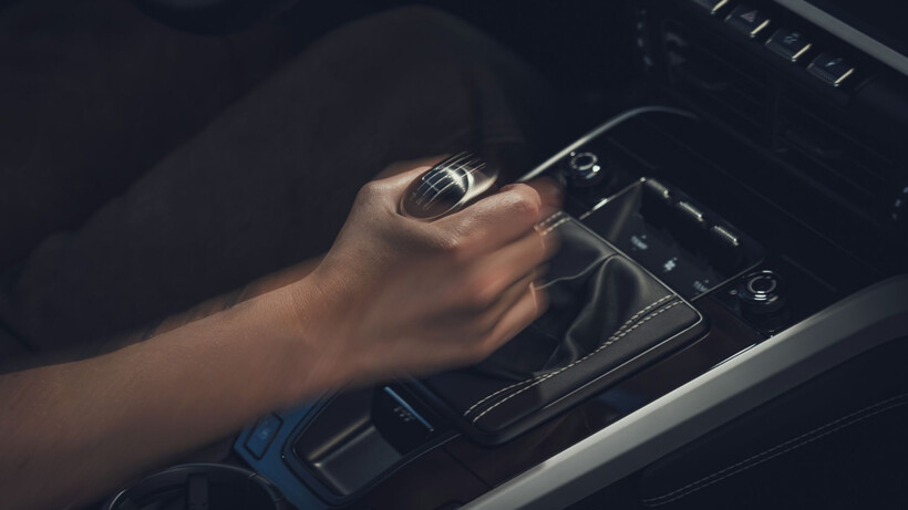 Porsche 911 Carrera S เกียร์ธรรมดา การต่อต้านกระแสอัตโนมัติ