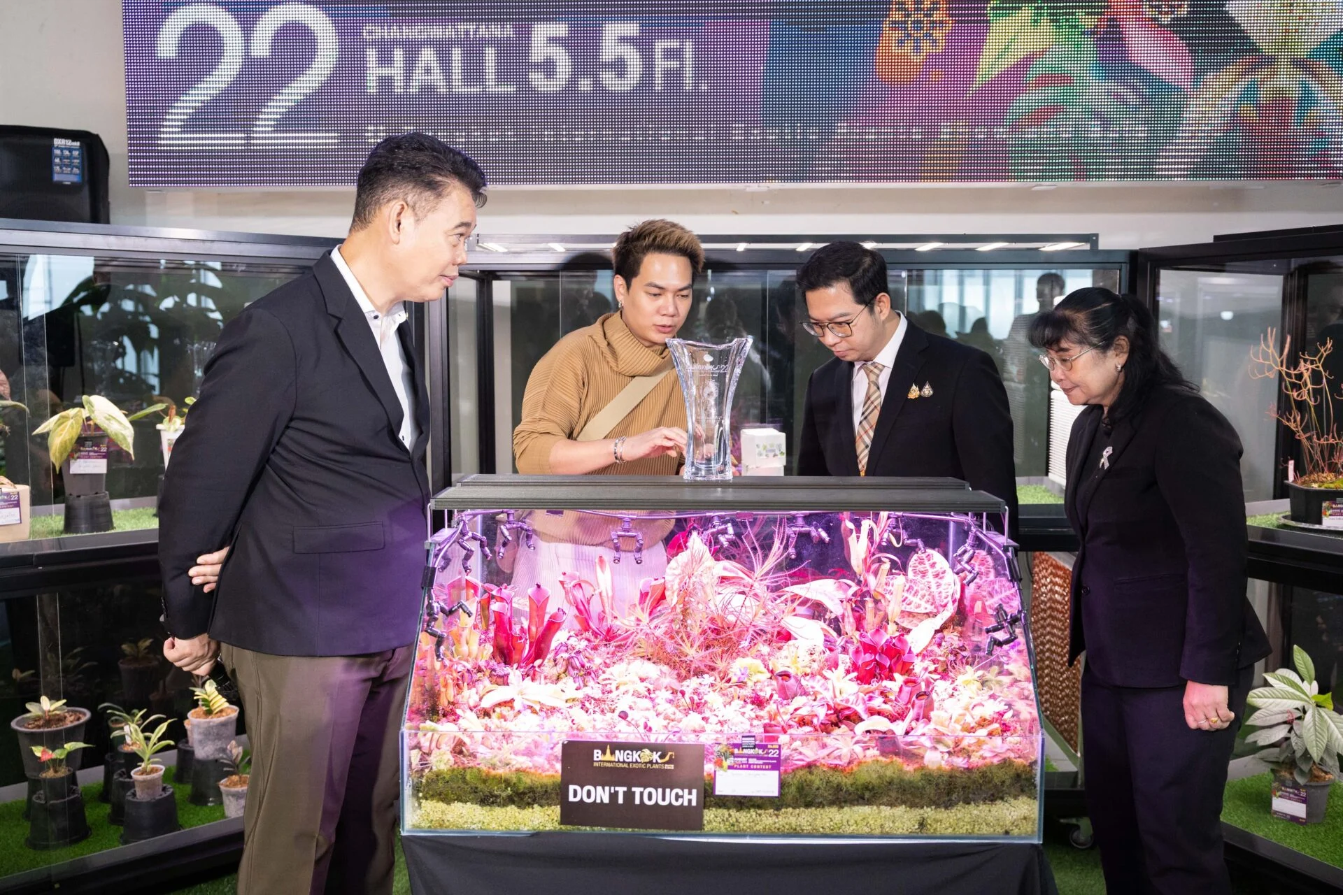 ต้นไม้แปลกโลกในตู้แก้ว: Terrarium ไม้กับไลฟ์สไตล์สีเขียวของคนรุ่นใหม่