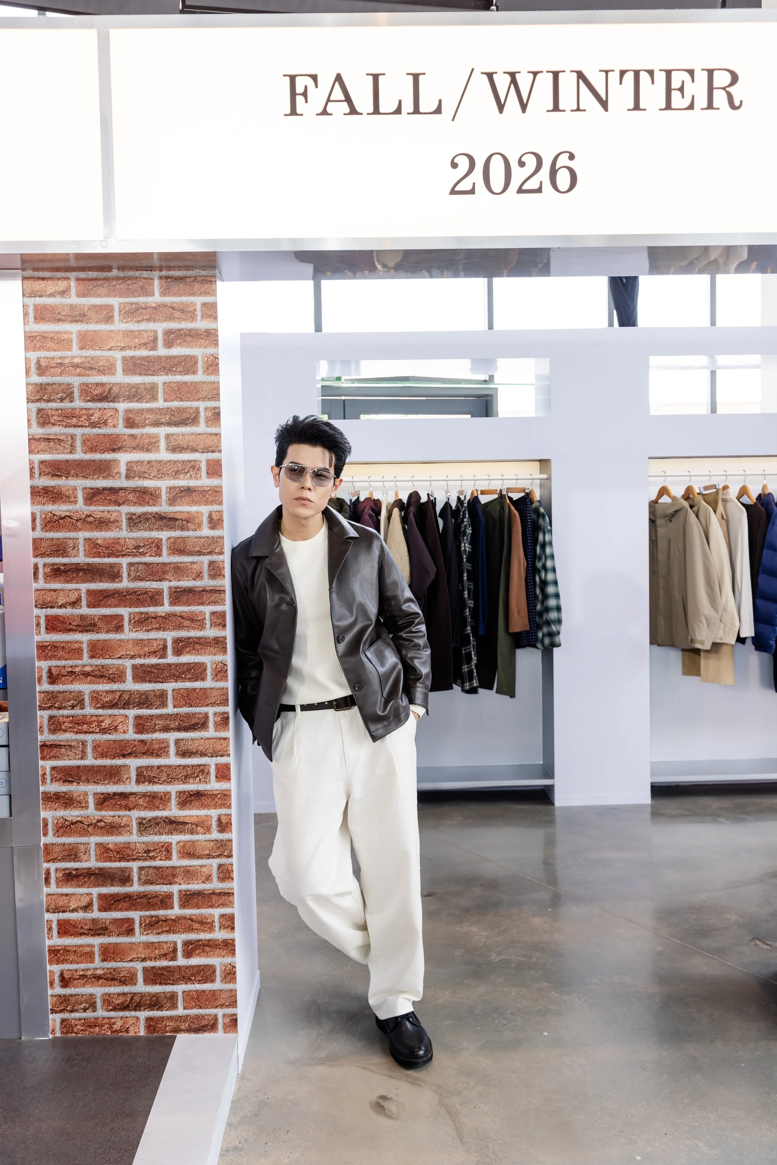 LifeWear ฤดูใบไม้ร่วง: เสื้อผ้าพื้นฐานเมืองที่ออกแบบมาเพื่อชีวิตเร่งด่วน