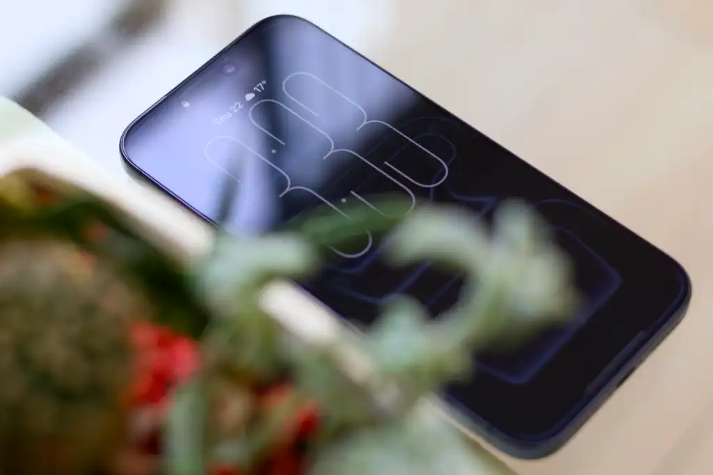 ควรข้าม iPhone 18 Pro แล้วรอรุ่นฉลอง 20 ปีหรือไม่