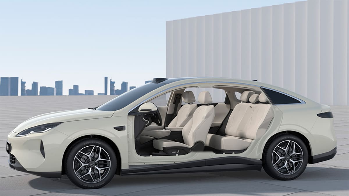 BYD Seal 06 ใหม่ ชาร์จไฟ 800V ช่วงล่าง DiSus-C เคาะราคาโหดในกลุ่มซีดานไฟฟ้า