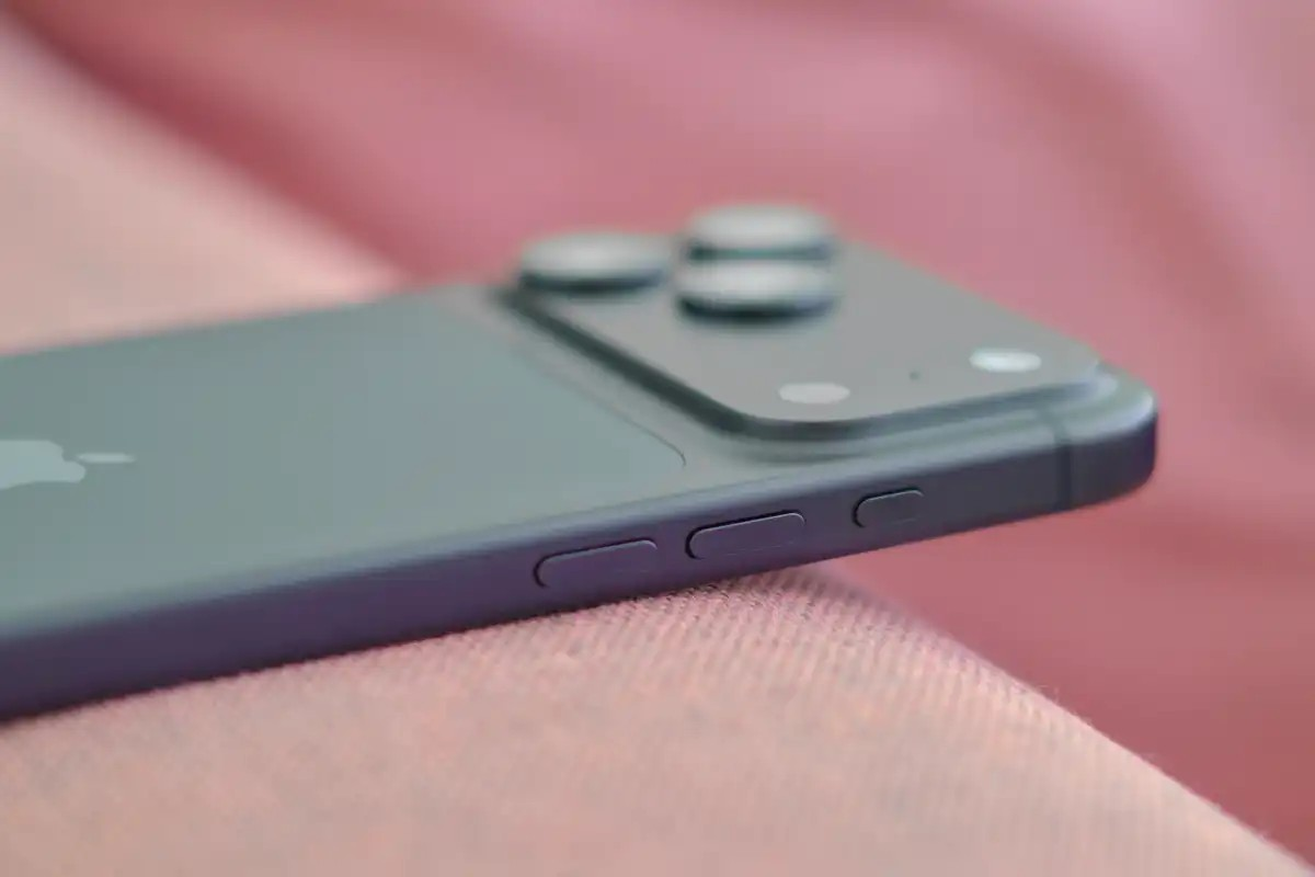 ควรข้าม iPhone 18 Pro แล้วรอรุ่นฉลอง 20 ปีหรือไม่